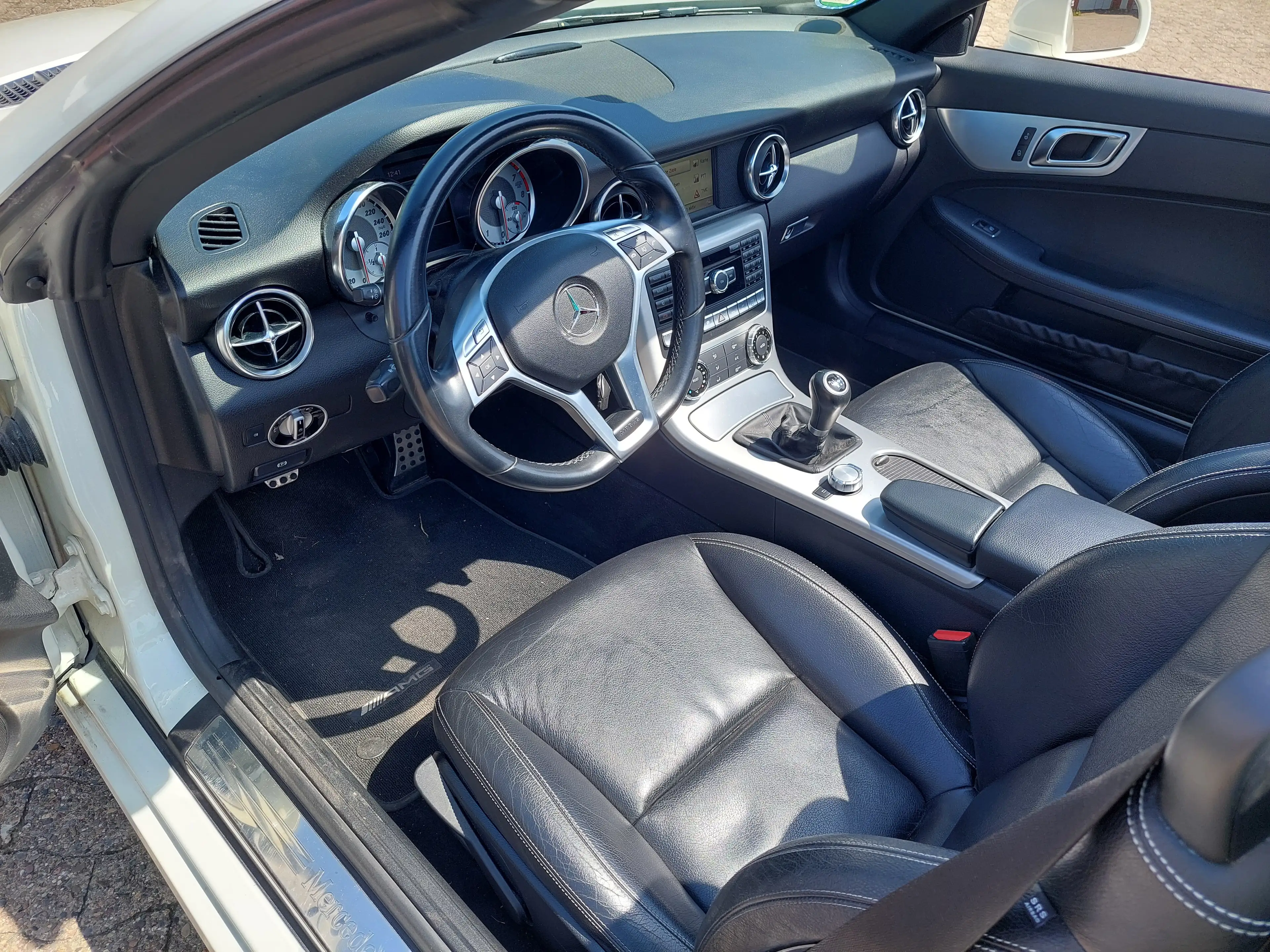 Mercedes-Benz SLK 200 SLK 200 BlueEfficiency,Leder,Xenon,Navi,Tüv4/27 — photo 14