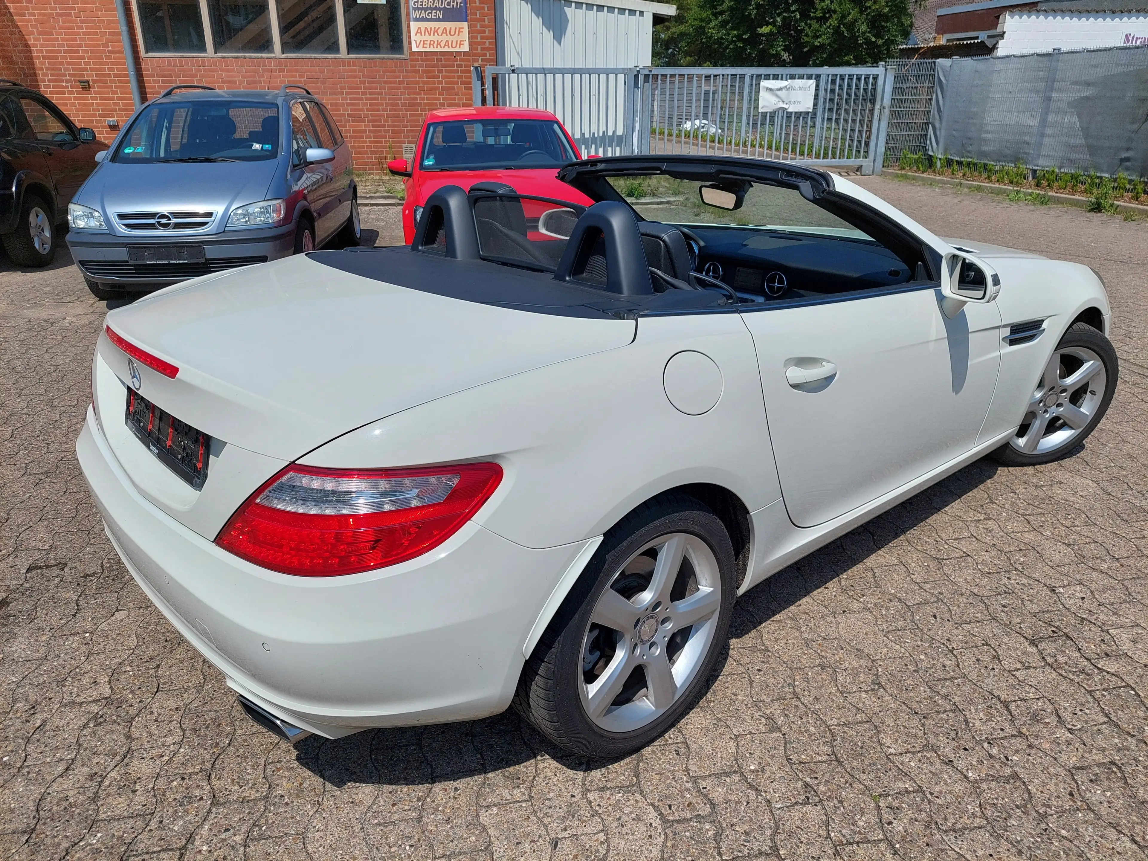 Mercedes-Benz SLK 200 SLK 200 BlueEfficiency,Leder,Xenon,Navi,Tüv4/27 — photo 5