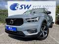 Volvo XC40 2.0 B4 R-Design | Trekhaak | CarPay | Camera | Key Grijs - thumbnail 2