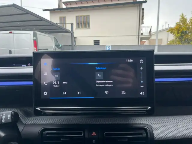 Citroen C3 view 11