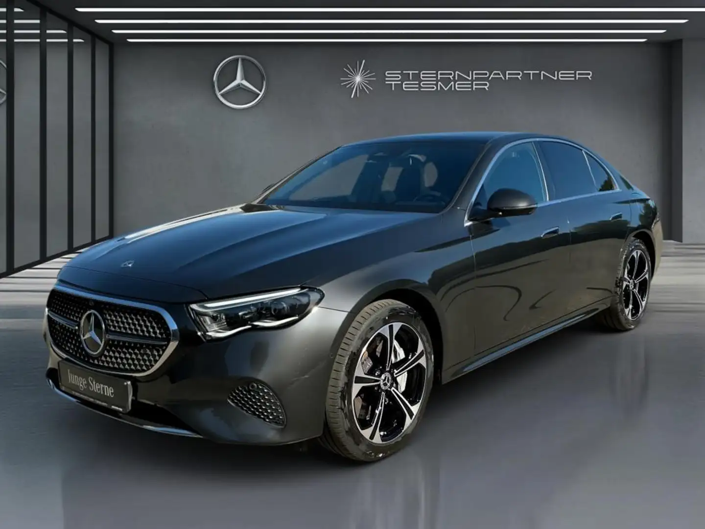 Mercedes-Benz E 400 e 4M Avantg. Panor. Distr. 360° DigitalL. Grijs - 1