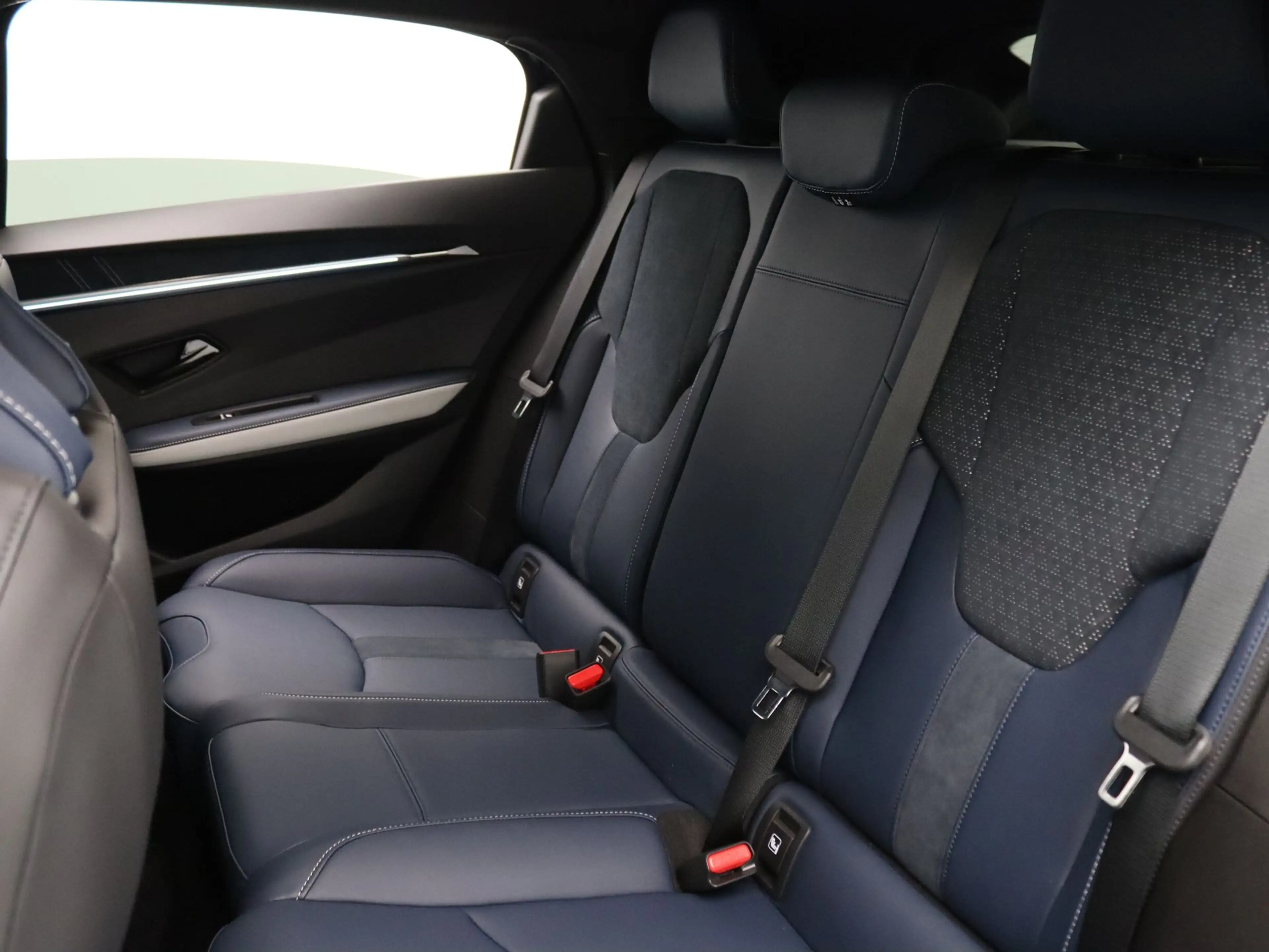 Alpine A390 GT 89kWh Pack Driving | 22 kW Boordlader | 21' Sno — photo 30