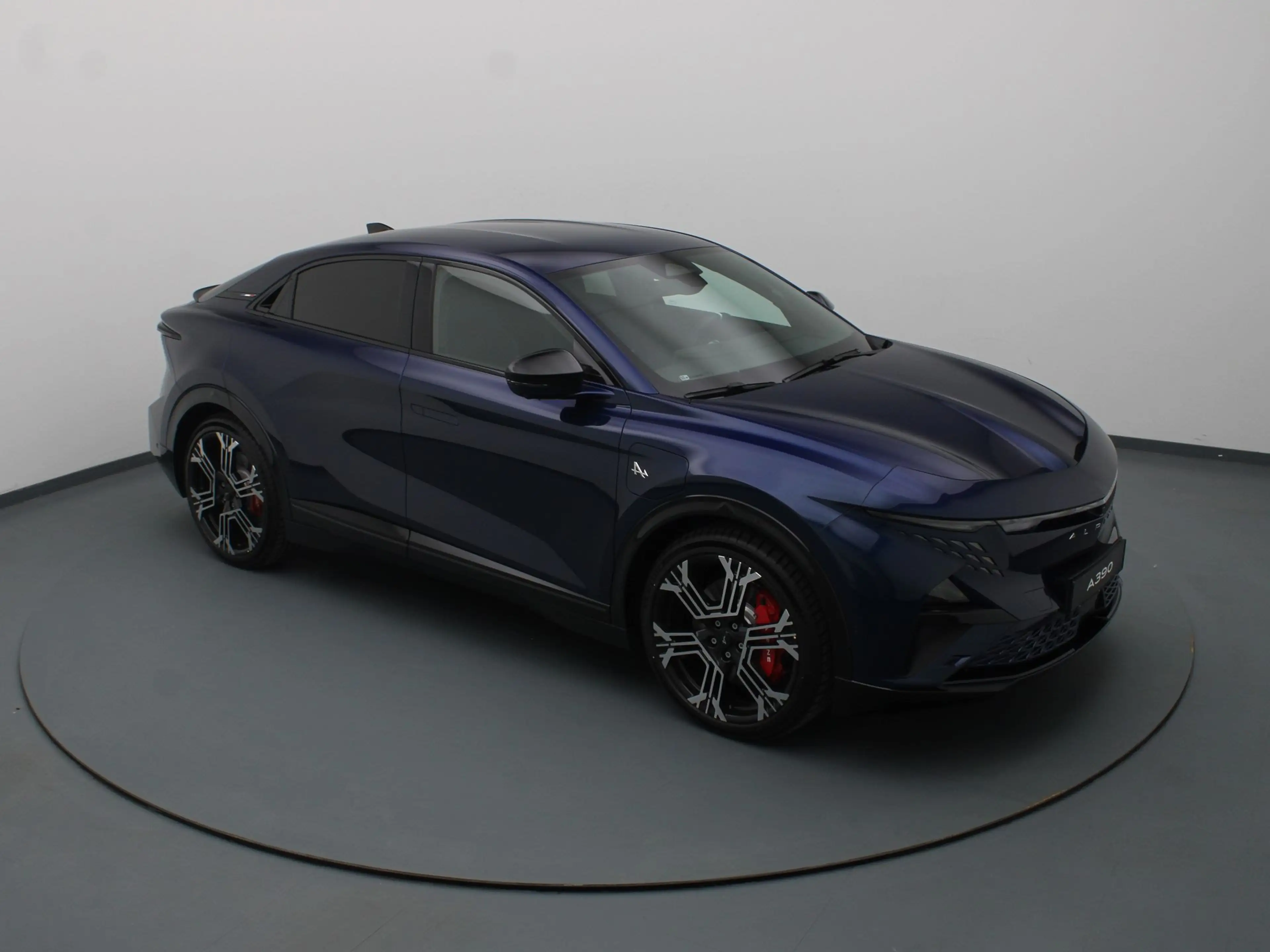 Alpine A390 GT 89kWh Pack Driving | 22 kW Boordlader | 21' Sno — photo 12