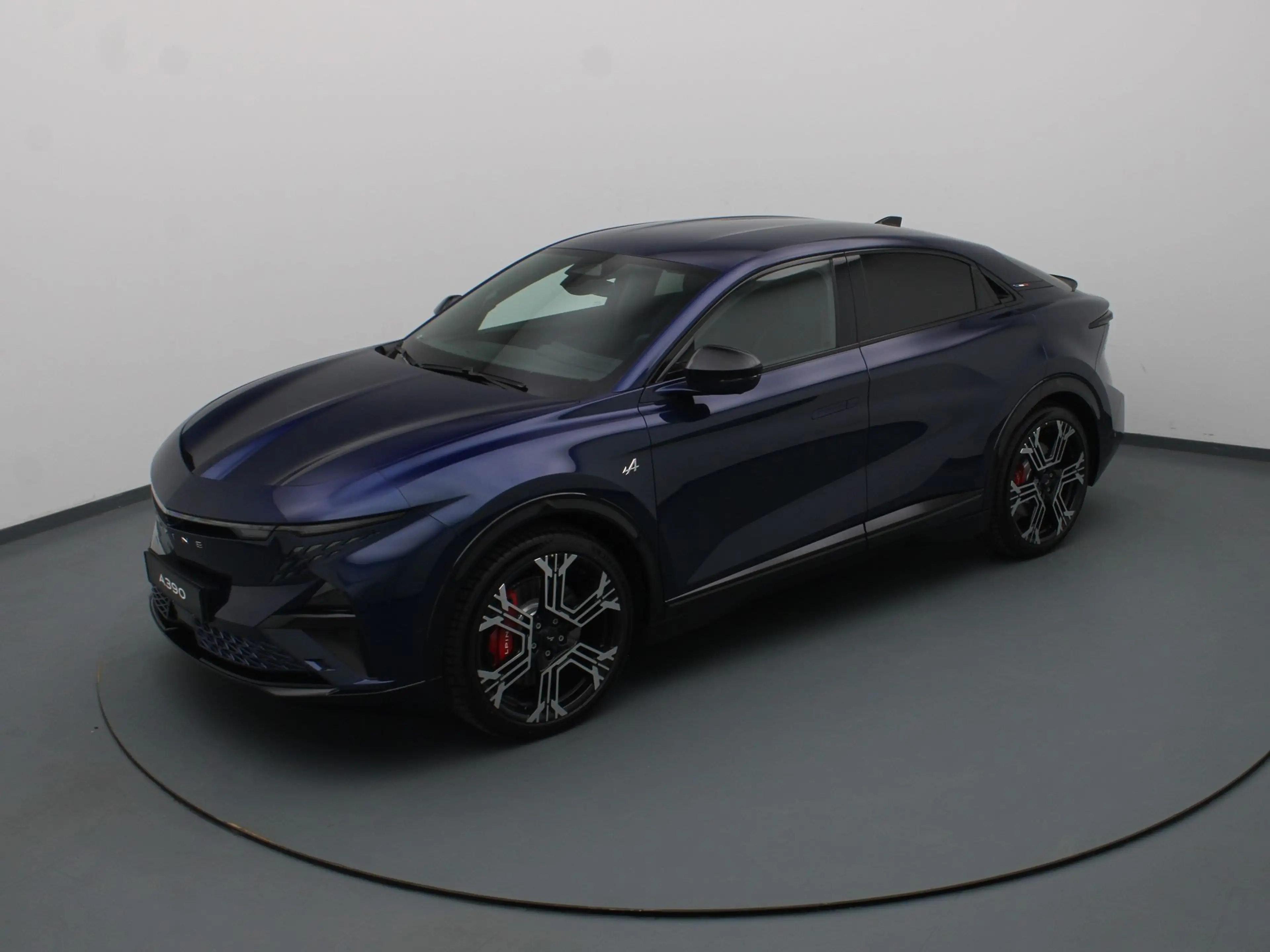 Alpine A390 GT 89kWh Pack Driving | 22 kW Boordlader | 21' Sno — photo 10