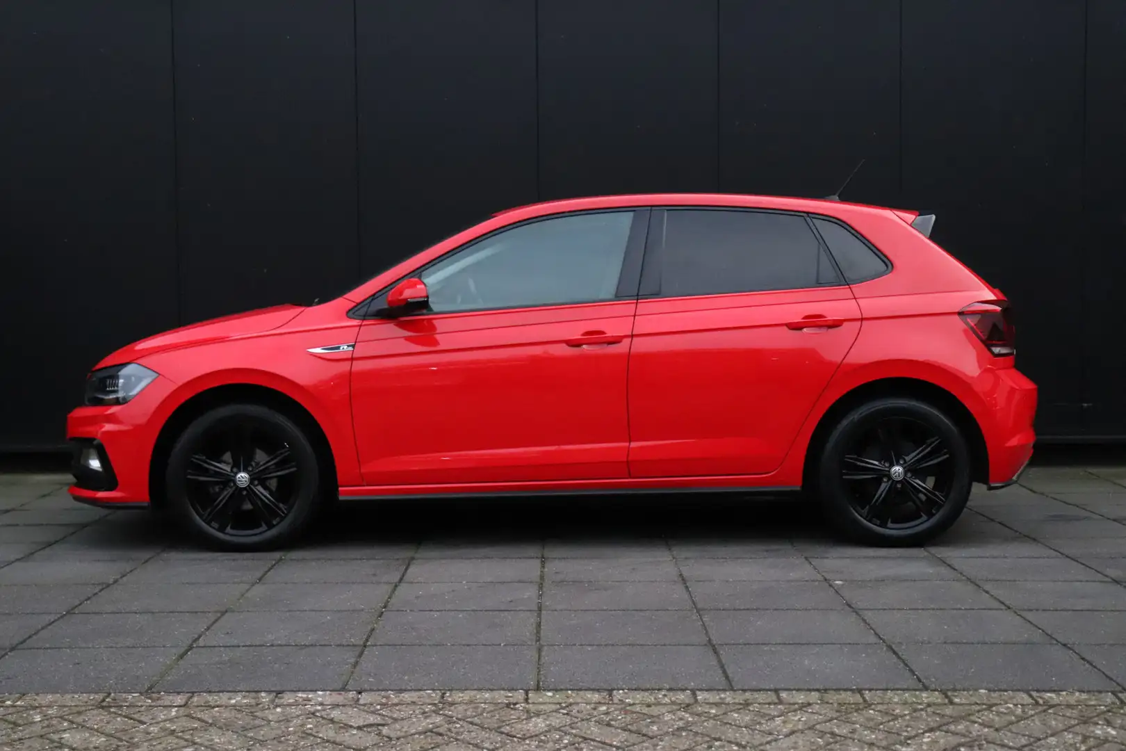 Volkswagen Polo 1.0 TSI Highline Business R | STOELVERW. | PDC | A Rood - 2