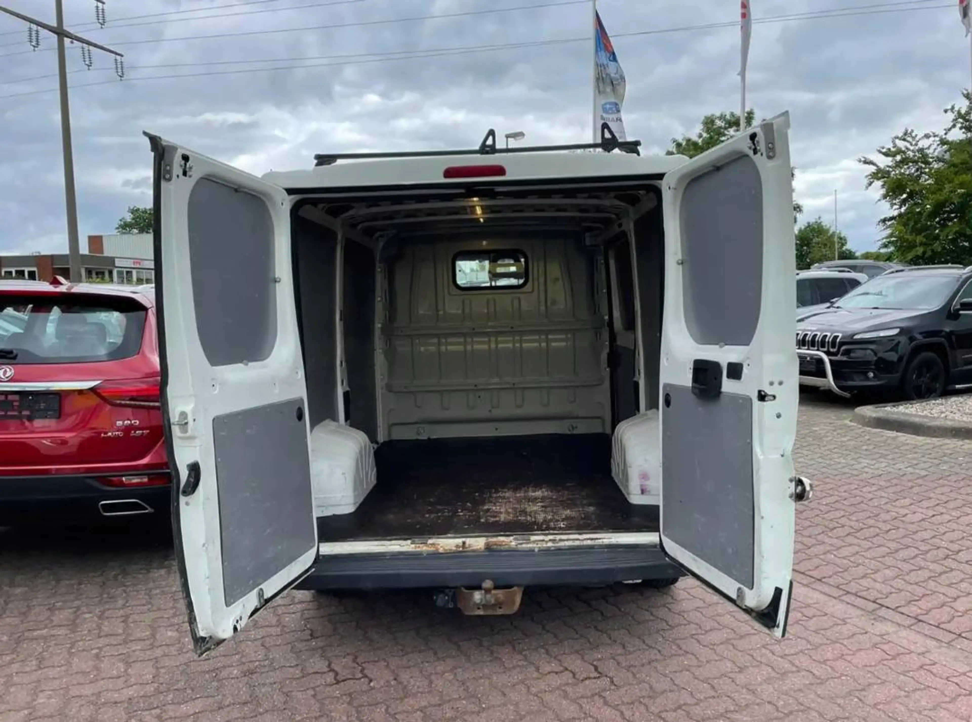 Peugeot Boxer HDi (330) L1H1 130*TÜV Neu*AHK*Sitzheizung — photo 9