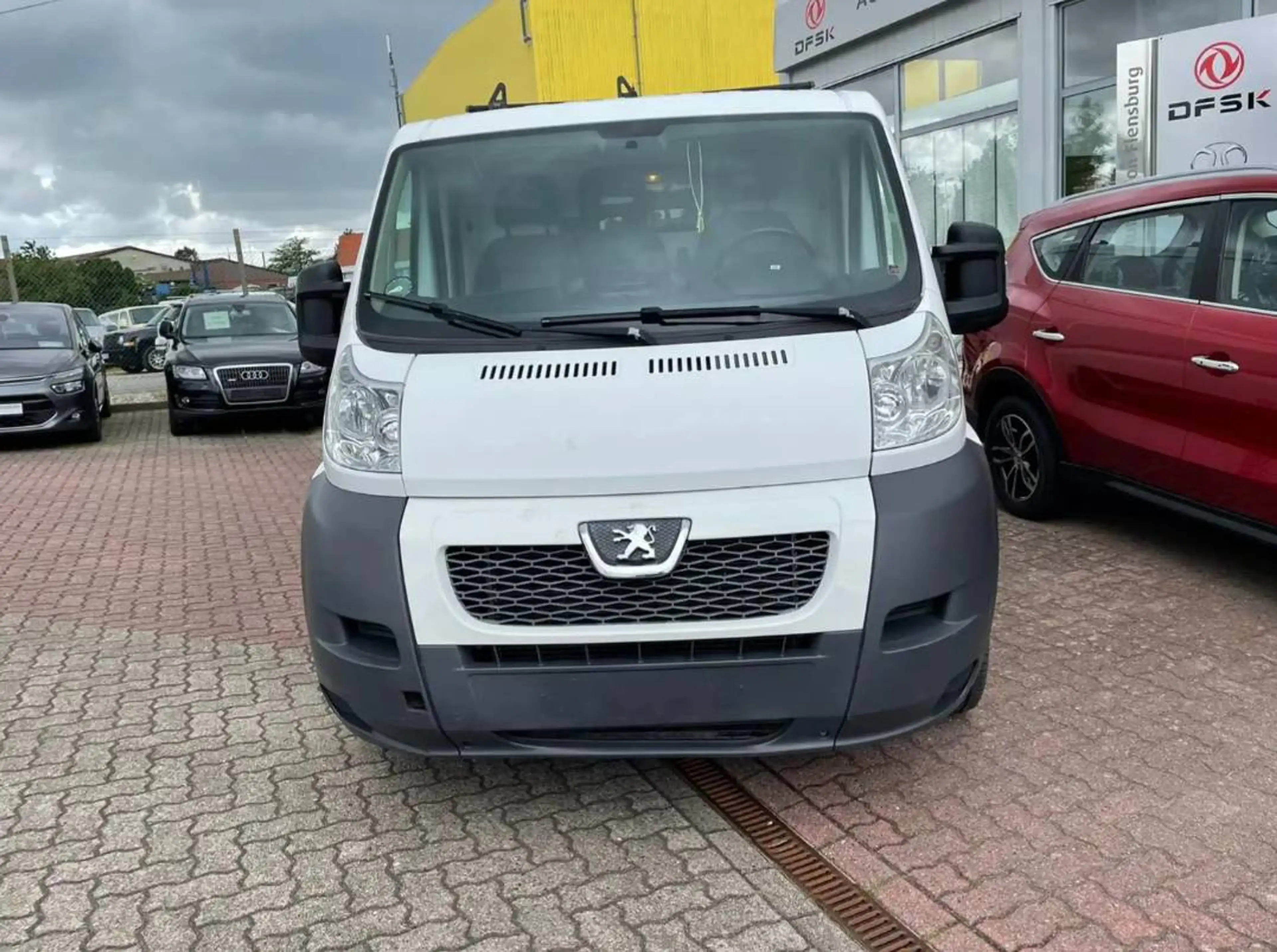 Peugeot Boxer HDi (330) L1H1 130*TÜV Neu*AHK*Sitzheizung — photo 2