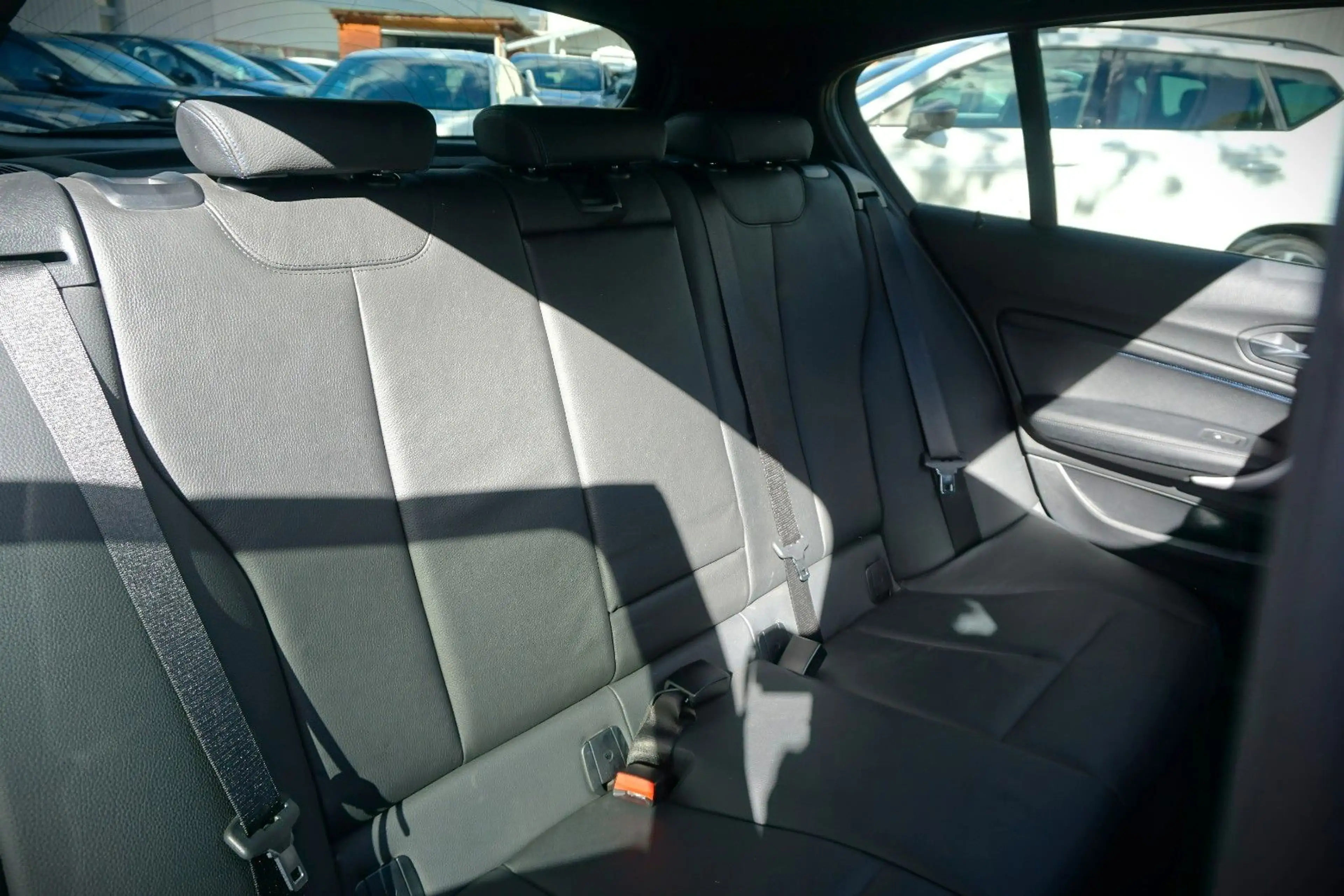 BMW 140 M140 i Special Edition / 1. Hand / Schiebedach / — photo 13