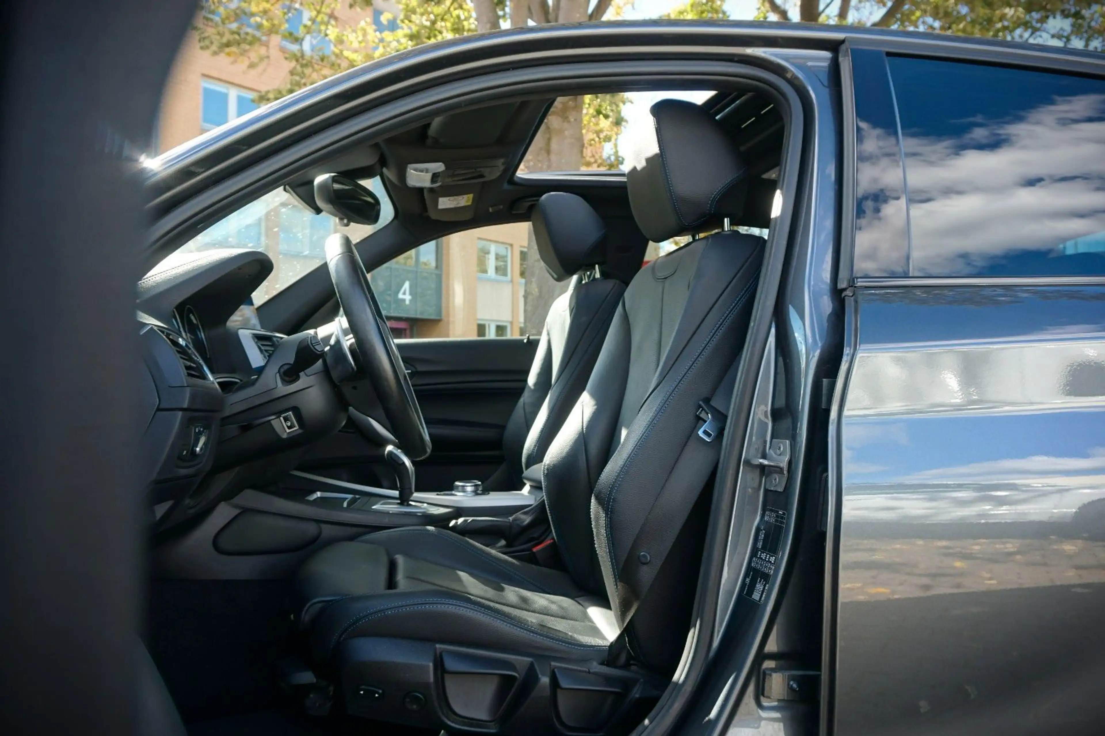 BMW 140 M140 i Special Edition / 1. Hand / Schiebedach / — photo 10