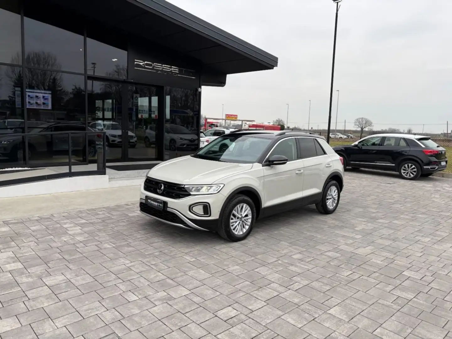 Volkswagen T-Roc 2.0 TDI SCR 150 CV DSG Beige - 2