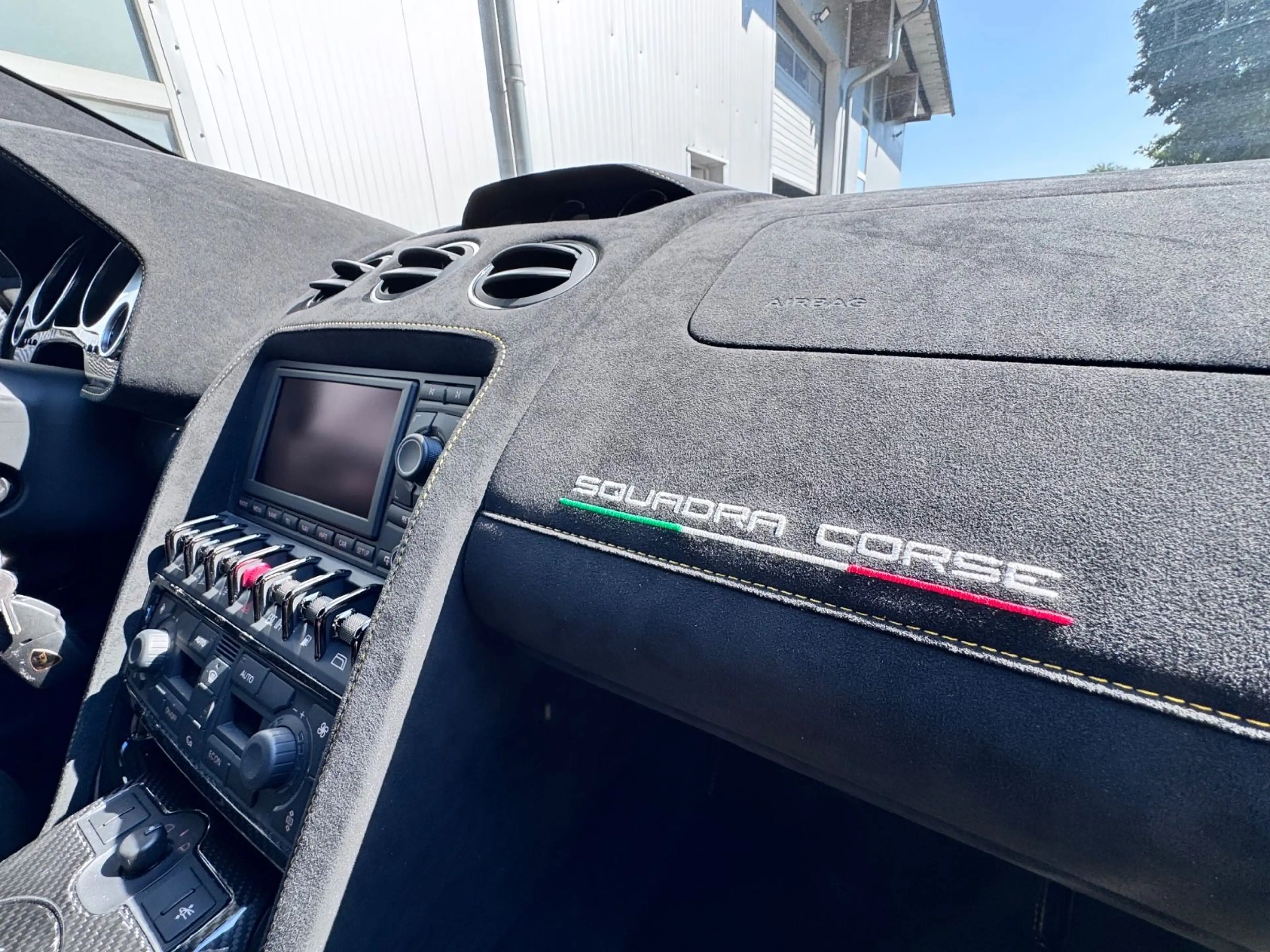 Lamborghini Gallardo 1 of 50 Squadra Corse — photo 13