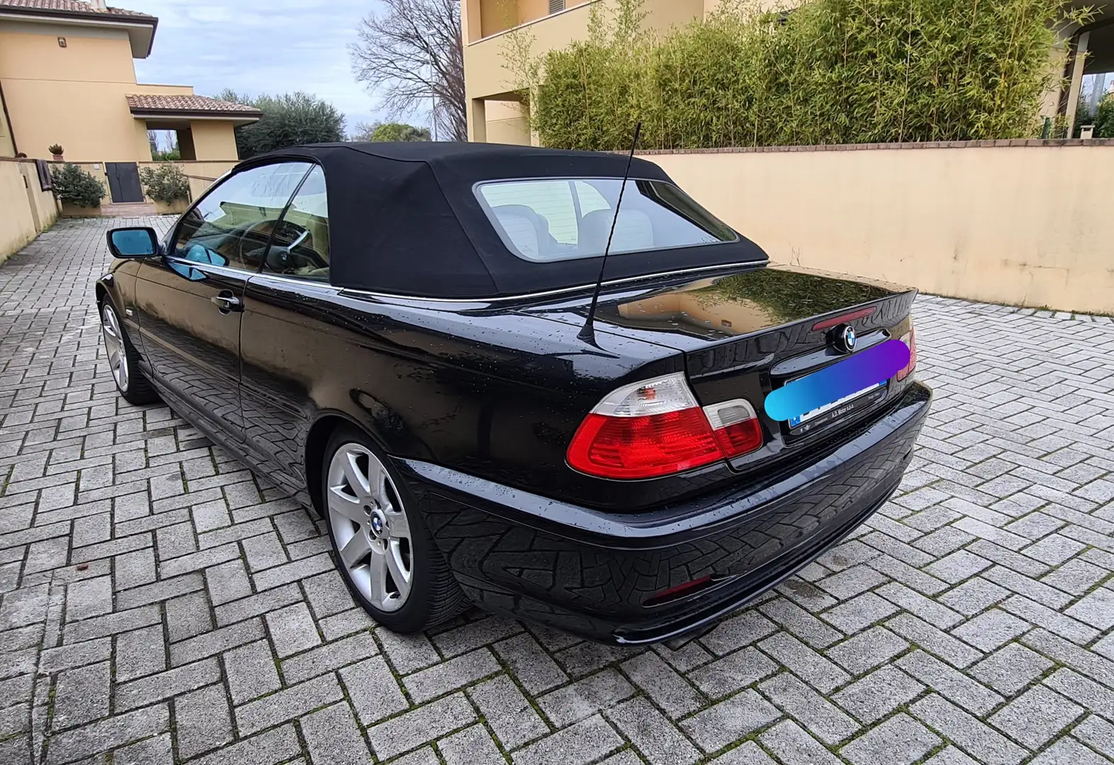 BMW 320 Cabrio Nero - 2