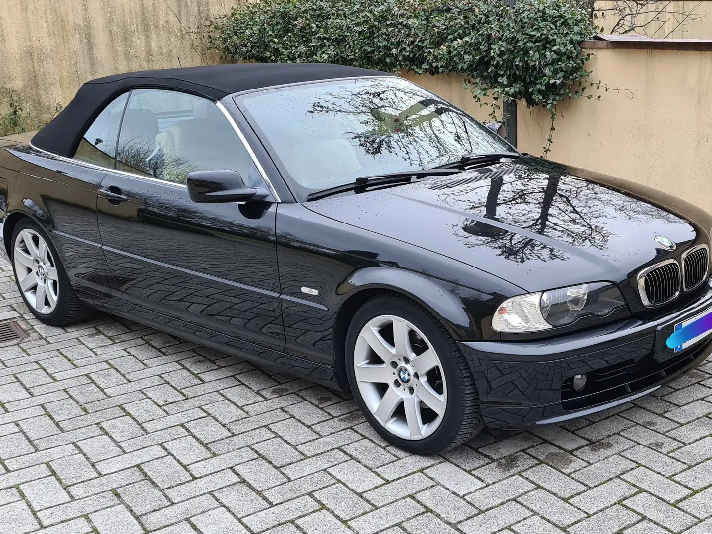 BMW 320 Cabrio Nero - 1