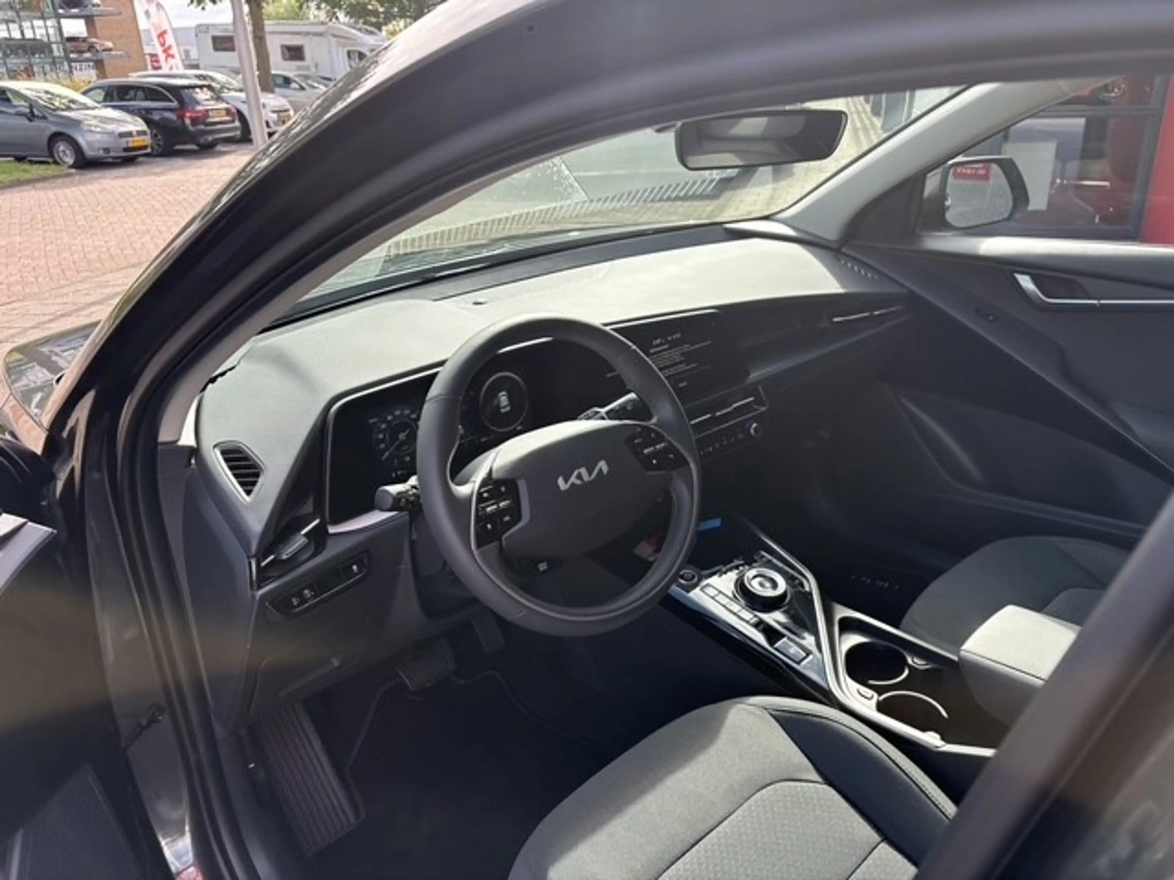 Kia e-Niro EV Light Advanced 64.8 kWh | Navi | Cruise | Camer — photo 9