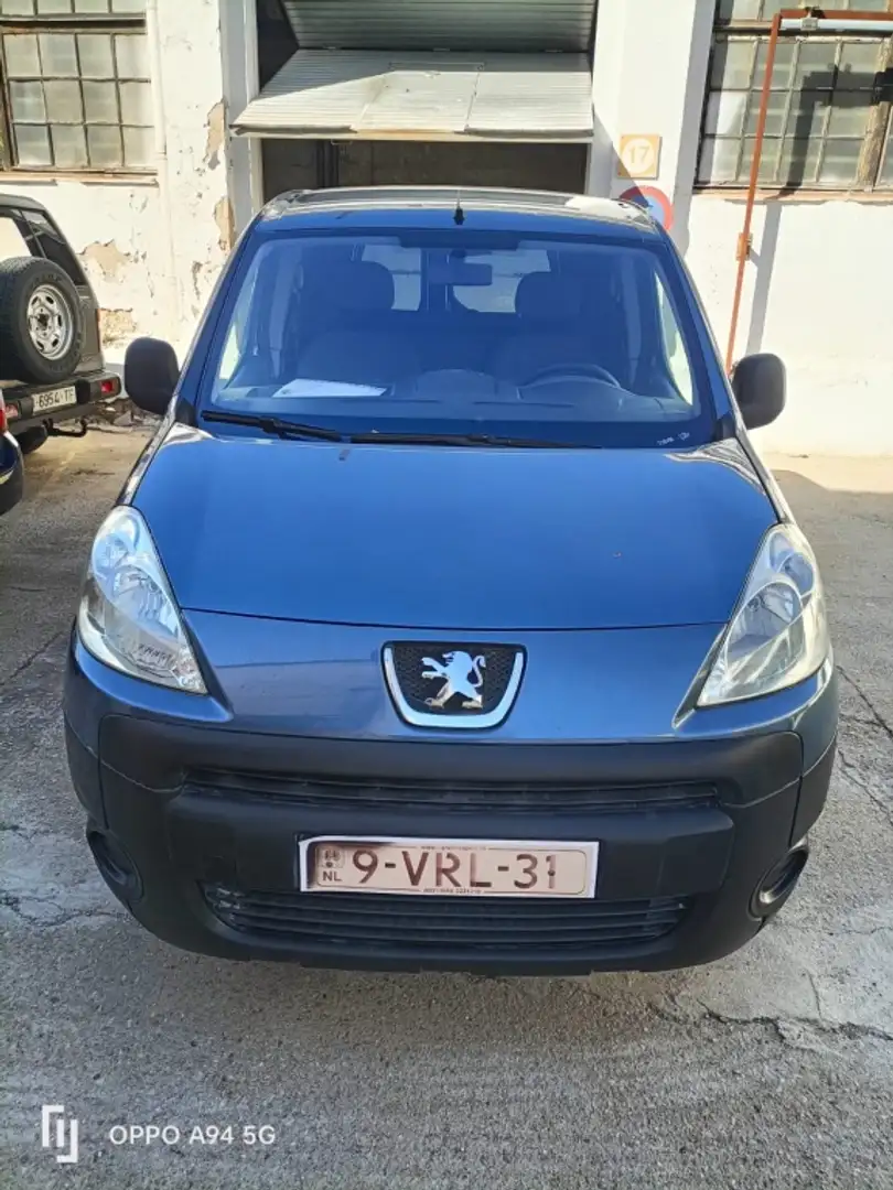 Peugeot Partner Tepee 1.6HDI Access 75 Blau - 2