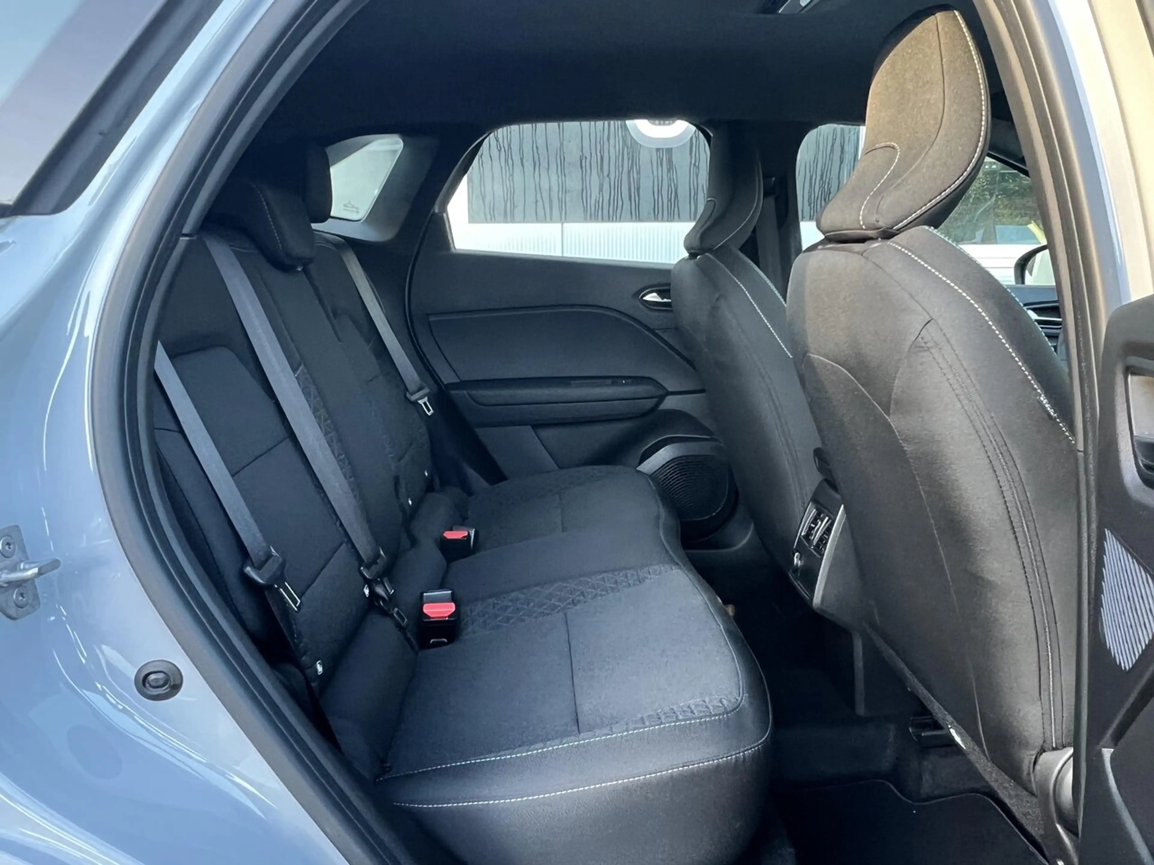 Renault Symbioz TCe 140 Pk Mild Hybrid Evolution — photo 9