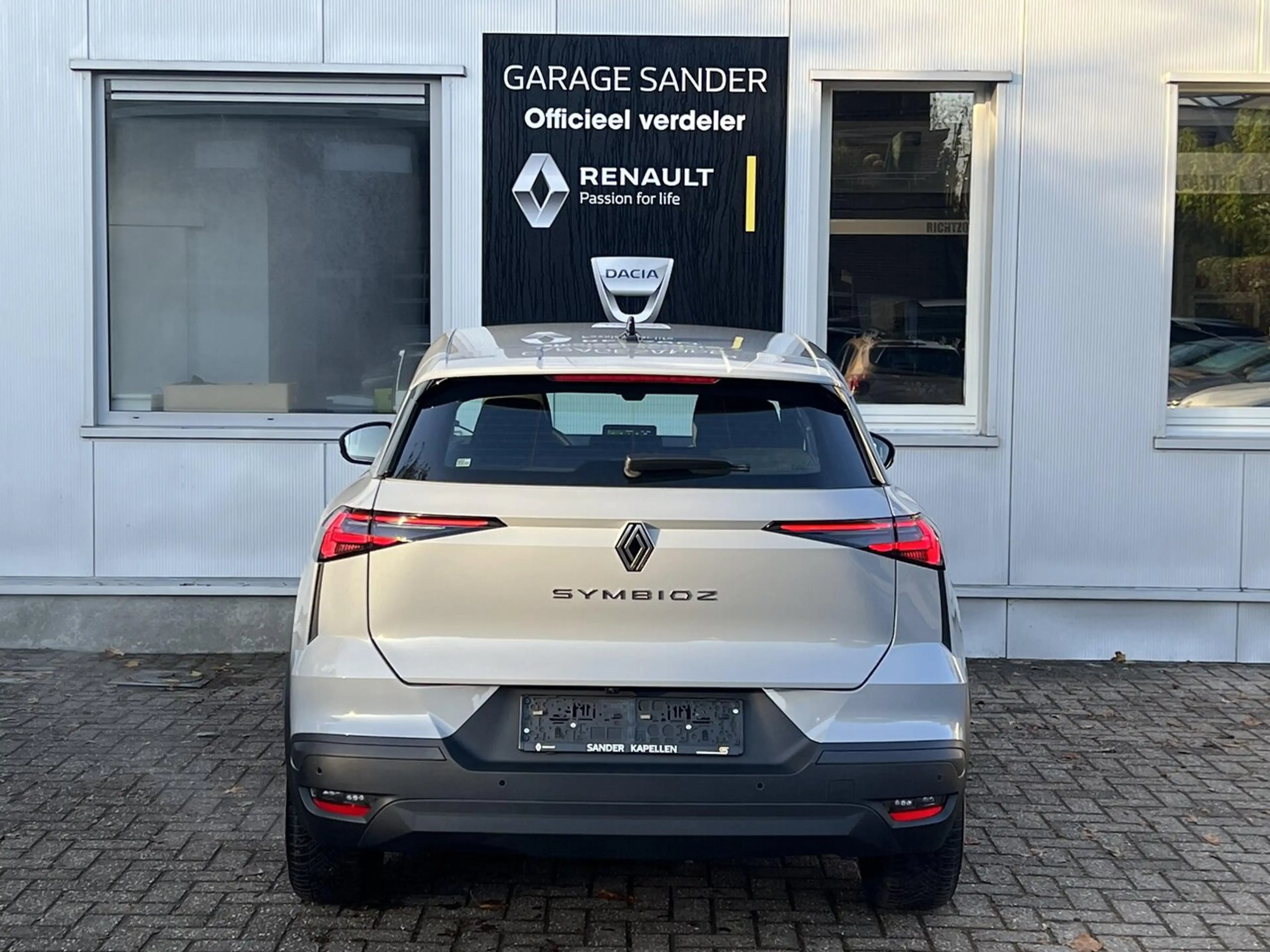 Renault Symbioz TCe 140 Pk Mild Hybrid Evolution — photo 3