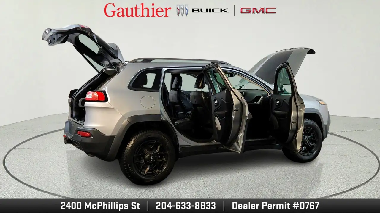 Jeep Cherokee снимка Jeep Cherokee
