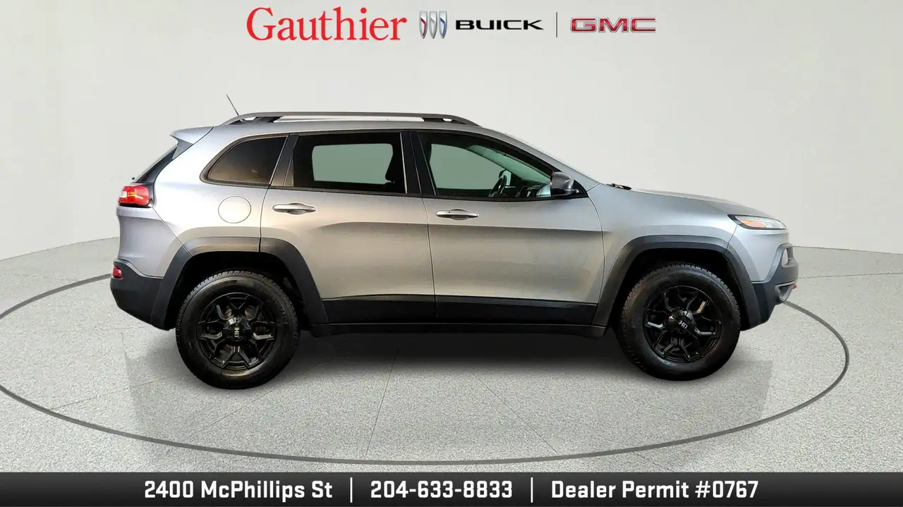 Jeep Cherokee снимка Jeep Cherokee