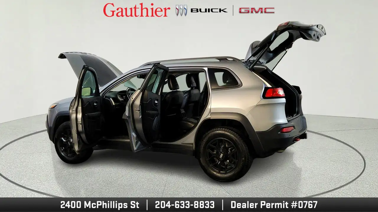 Jeep Cherokee снимка Jeep Cherokee