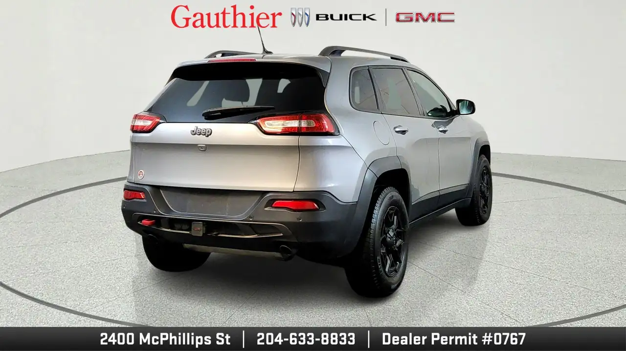 Jeep Cherokee снимка Jeep Cherokee