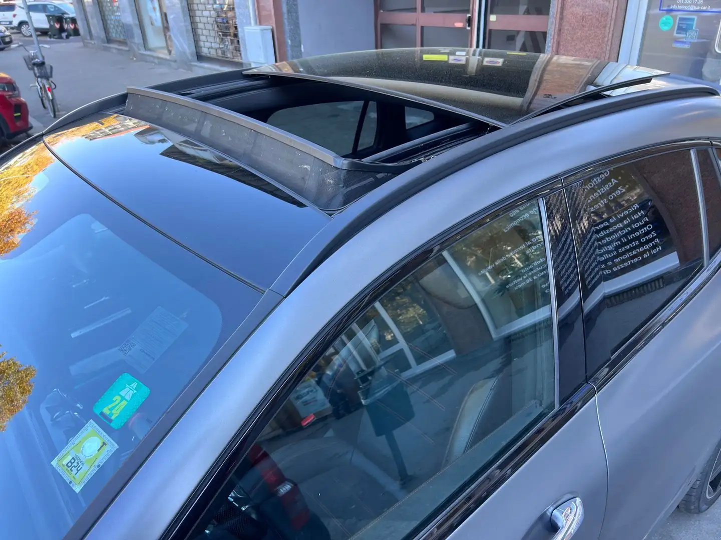 Mercedes-Benz GLA 35 AMG Premium GLA 35 AMG Gris - 2