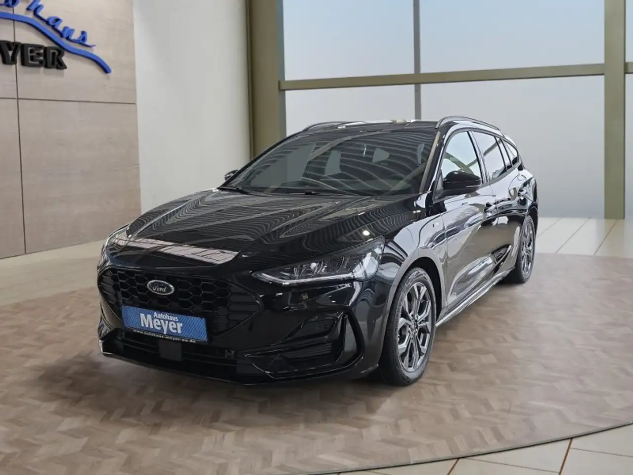 Ford Focus ST-Line X 1.0 155PS Aut.aAHK/LED/Kamera/Winterp. — миниатюра 1