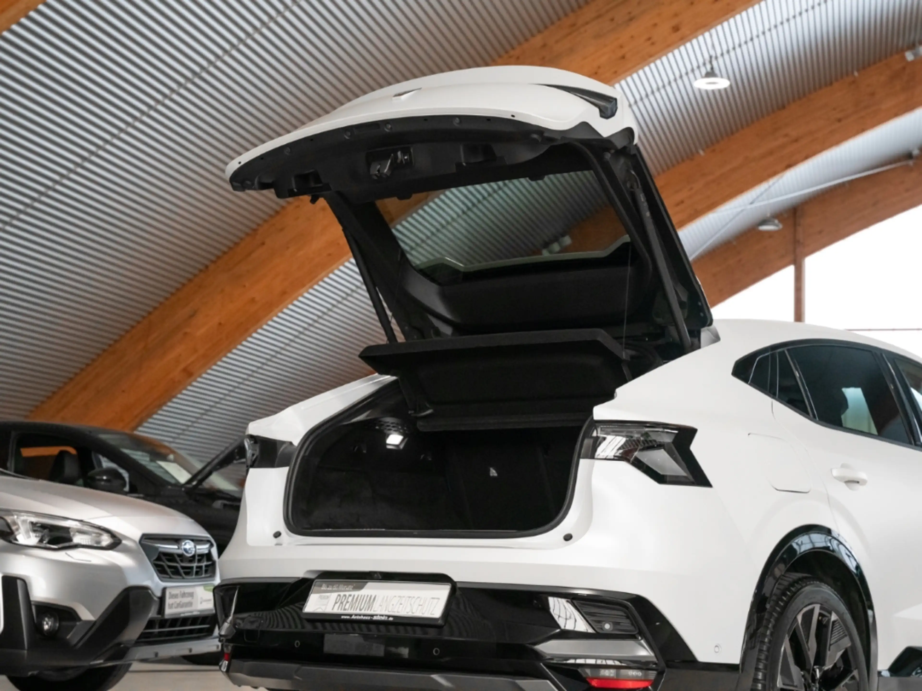 Renault Rafale E-Tech Full Hybrid Esprit Alpine HUD Navi 360 Kame — photo 9