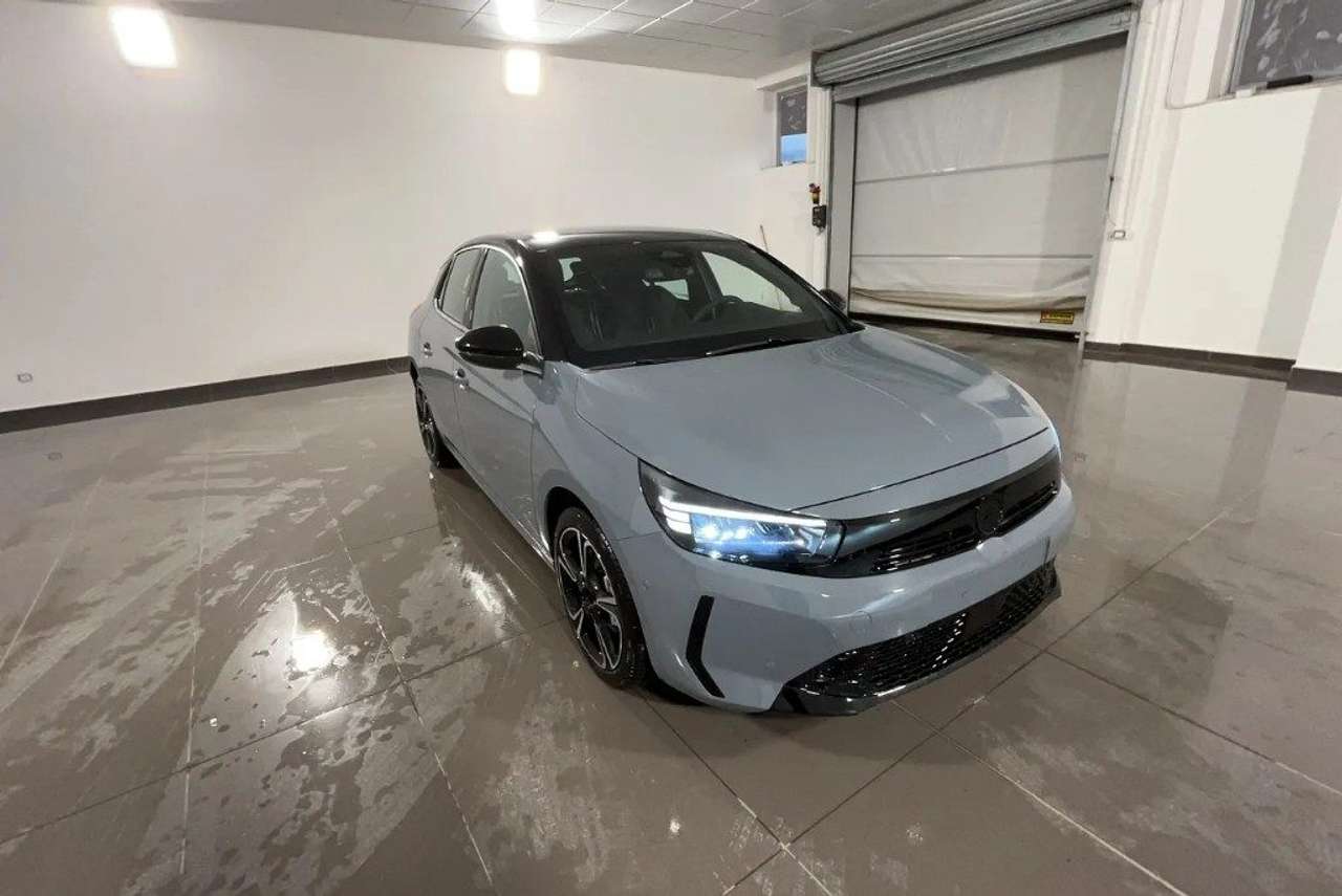 Opel Corsa Hybrid 110 CV aut. GS