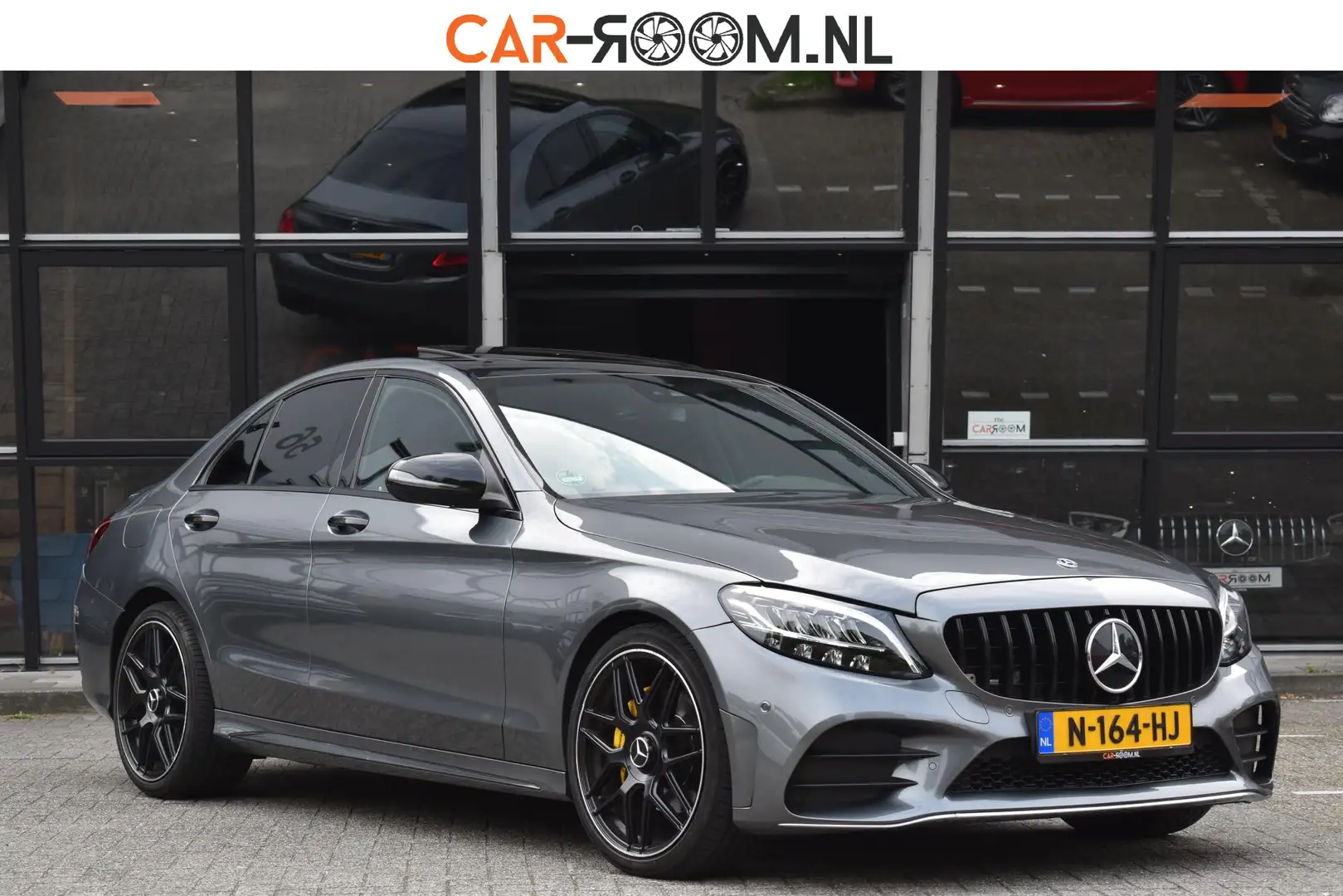 Mercedes-Benz C 200 AMG Line Pano Ambiance Facelift Grau - 1