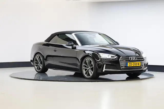 Audi A5 view 3