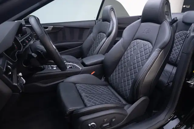 Audi A5 view 6