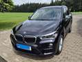 BMW X1 X1 sDrive18d Sport Line * HUD, Pano, AHK, Sport Line, Navi, LED, Scheckheft, etc Schwarz - thumbnail 1