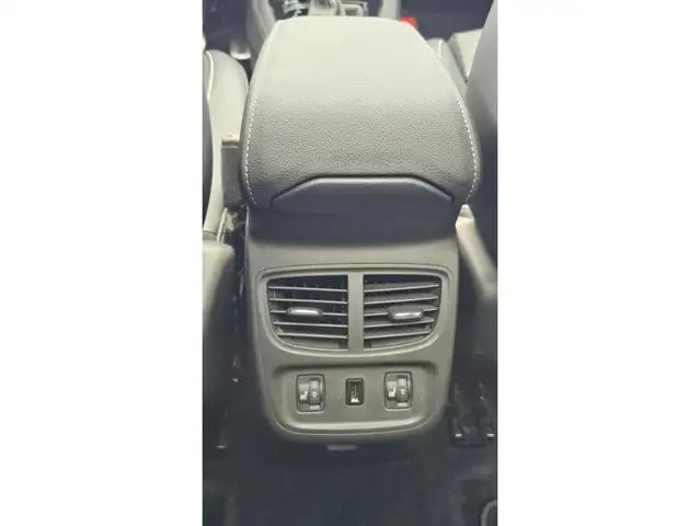 Opel Grandland view 25