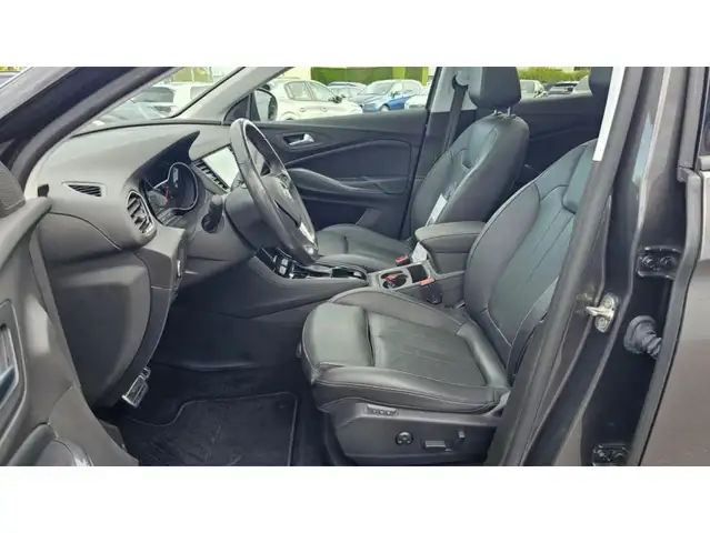 Opel Grandland view 13