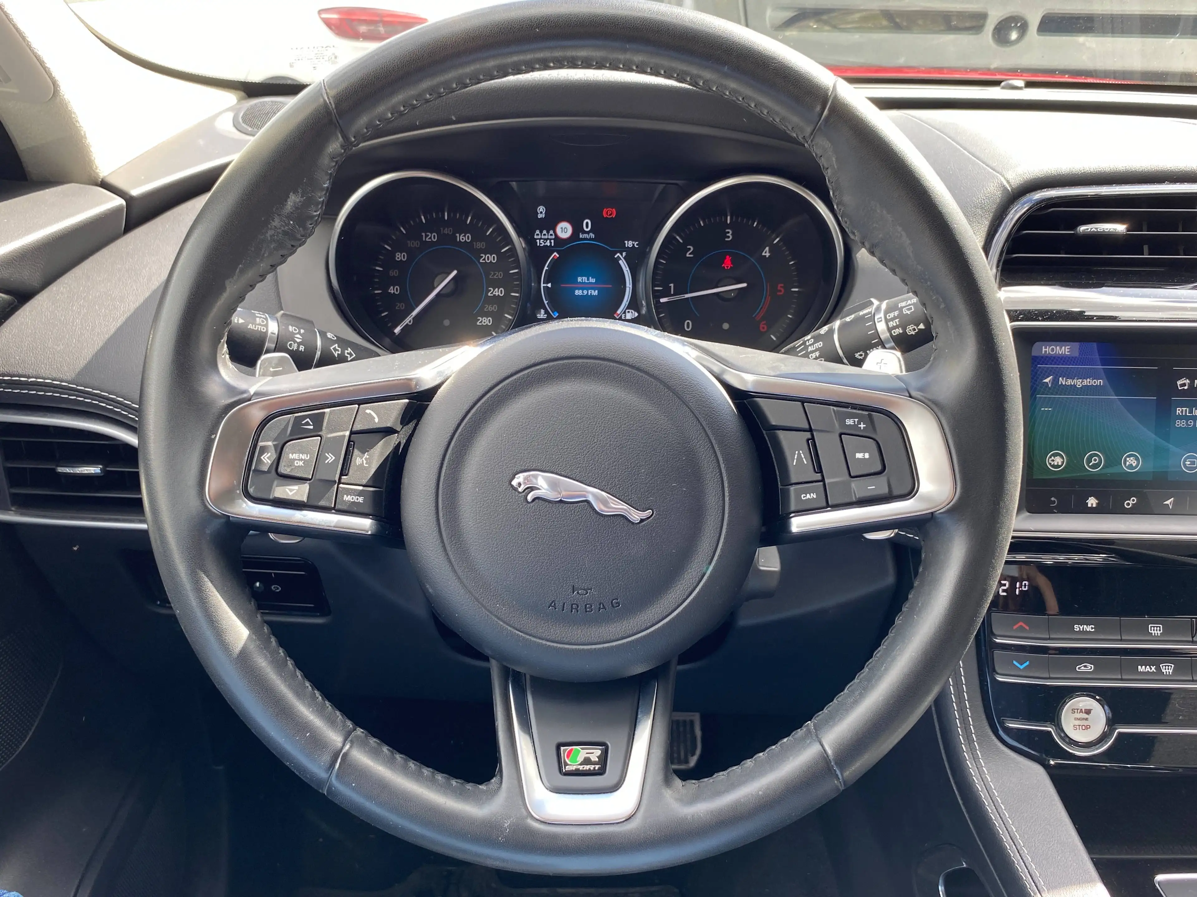 Jaguar F-Pace F-Pace 20d Aut. R-Sport — photo 11