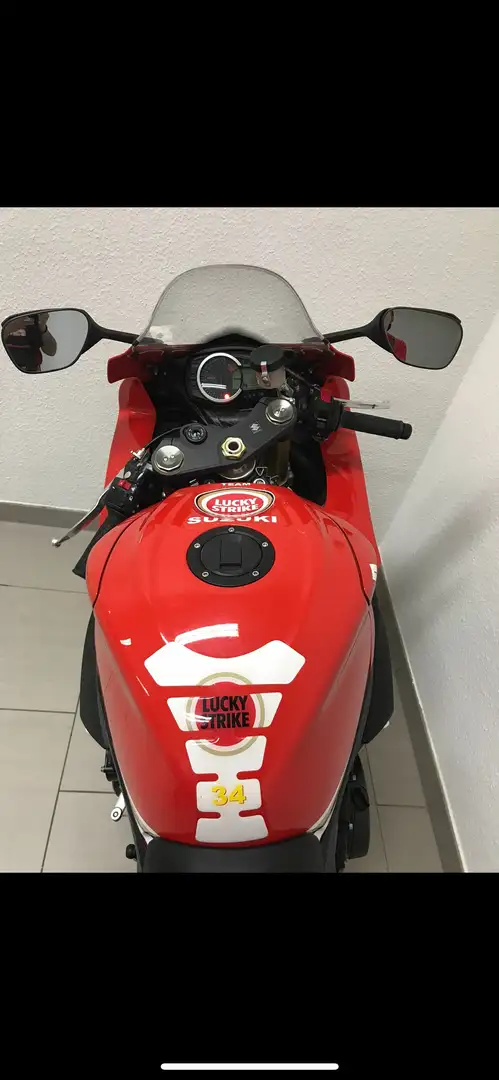 Suzuki GSX-R 750 - 1