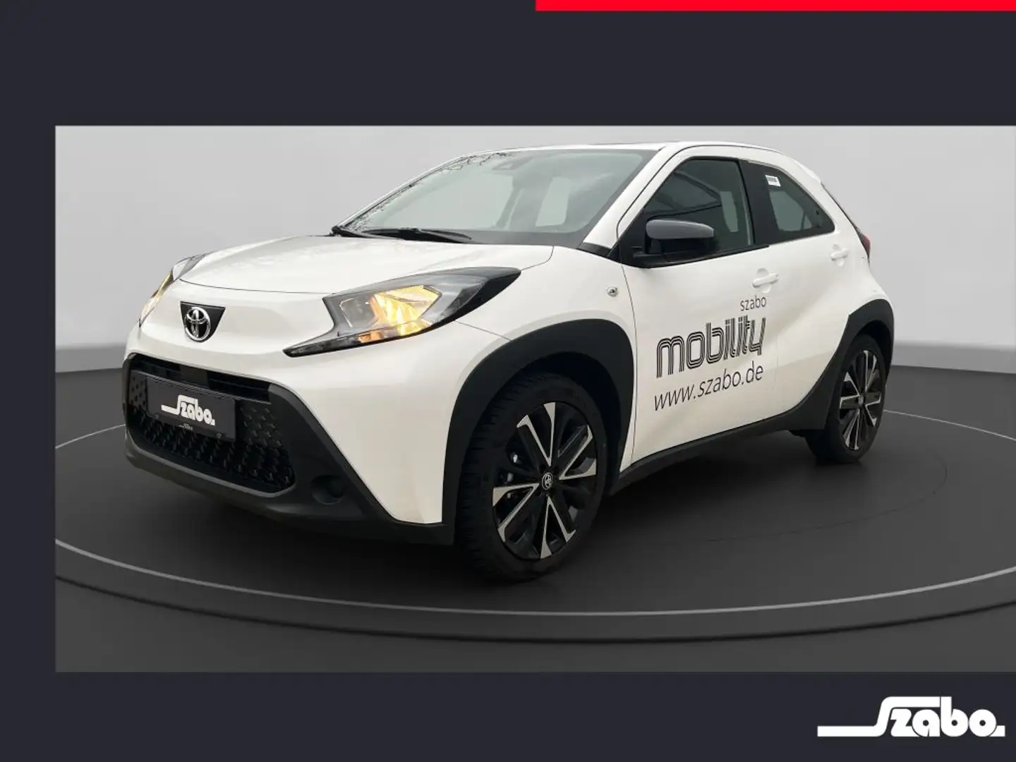 Toyota Aygo X Business Edition Weiß - 1