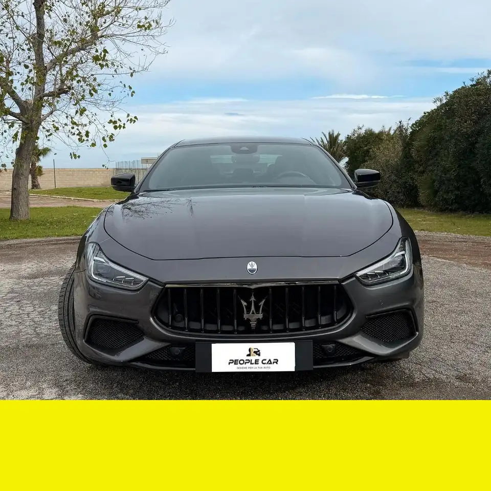 Maserati Ghibli 2021