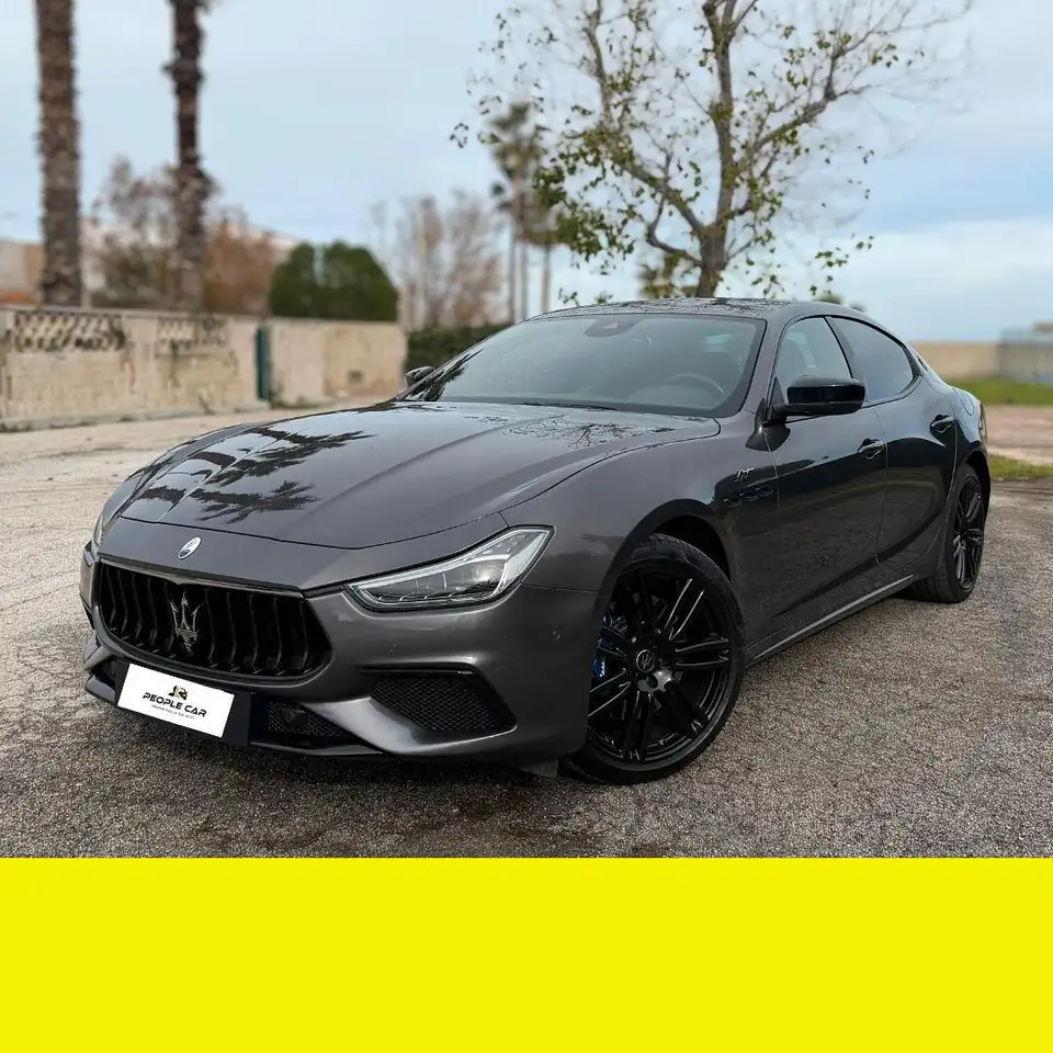 Maserati Ghibli 2021