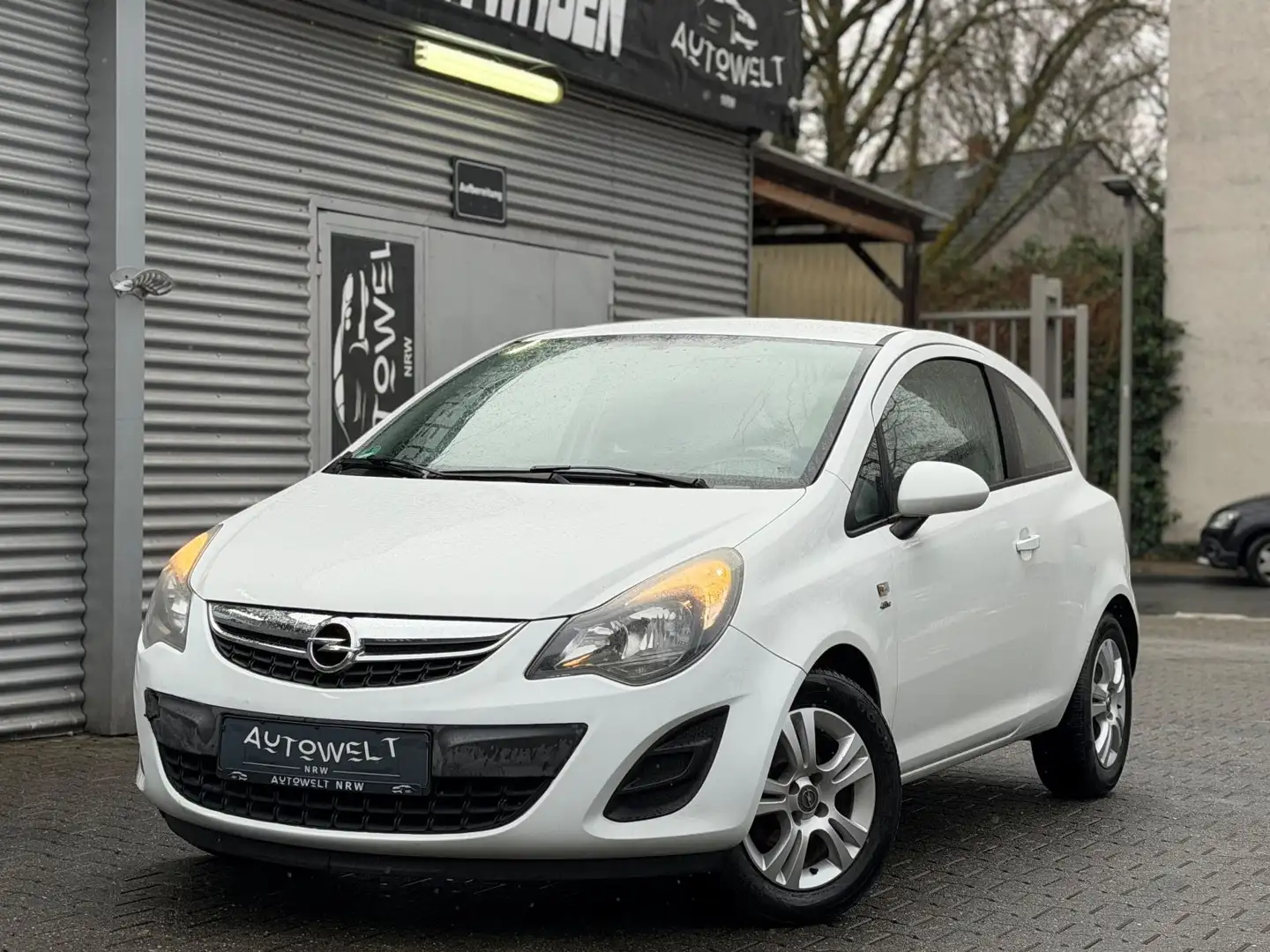 Opel Corsa D 4Active *2-HAND*KLIMA*TEMPOMAT*AUX*ALU* Weiß - 1