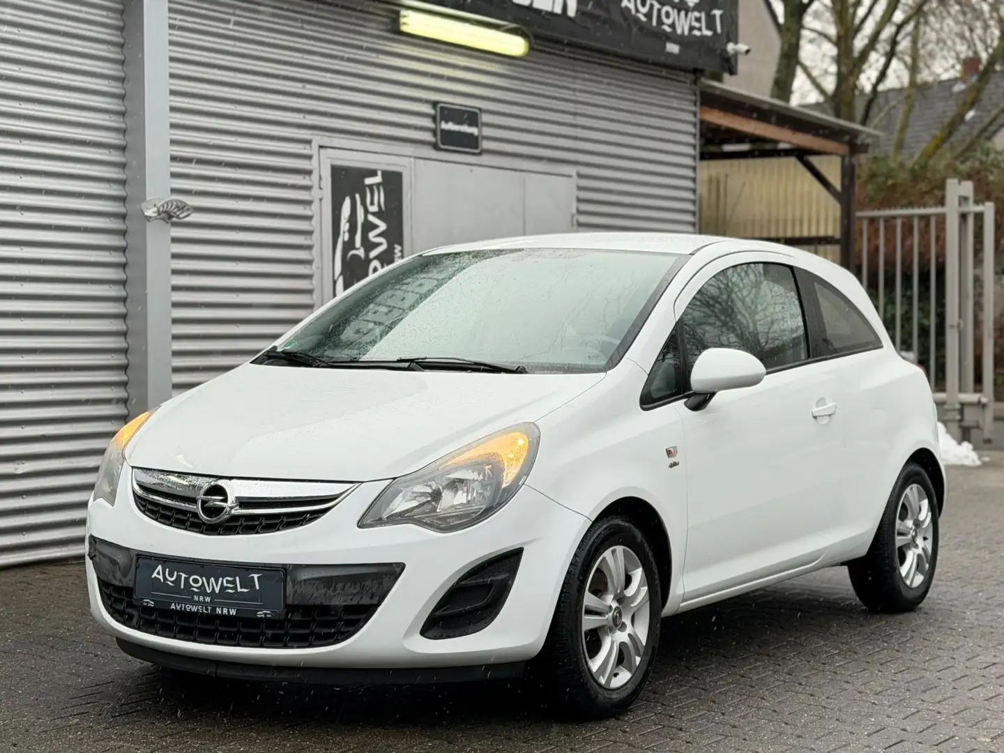 Opel Corsa D 4Active *2-HAND*KLIMA*TEMPOMAT*AUX*ALU* Weiß - 2