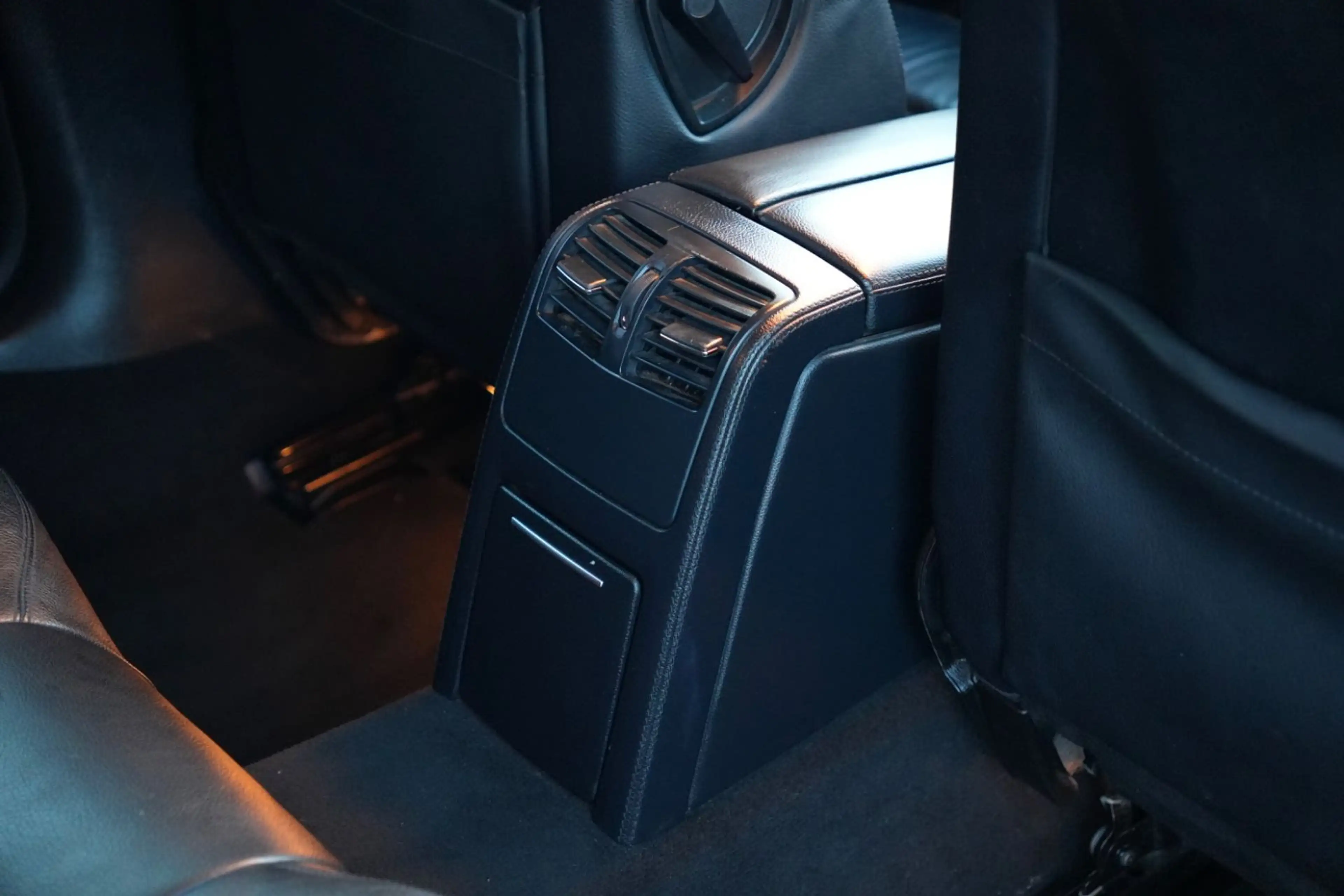 Mercedes-Benz CLS CLS 220 Shooting Brake BlueTec/TÜV NEU/NAVI — photo 33
