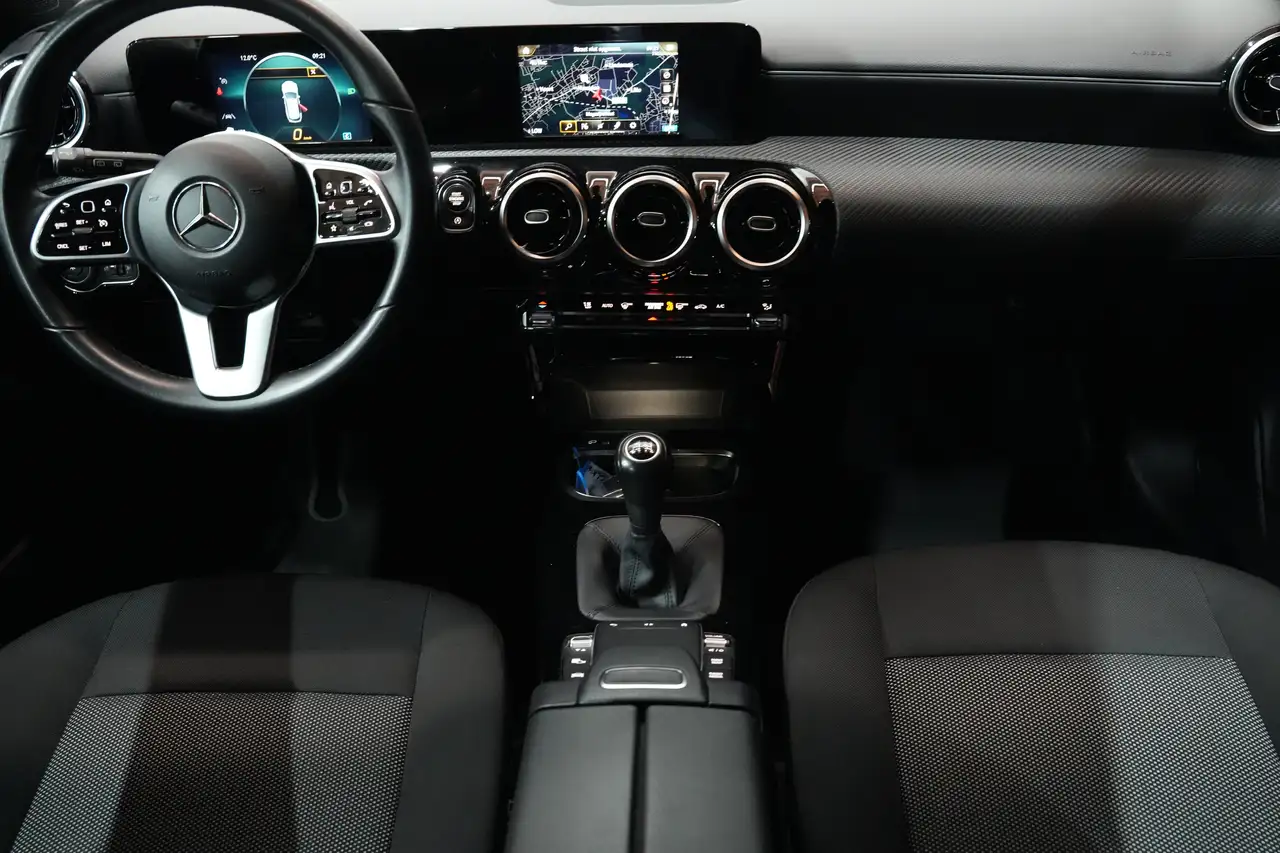 Mercedes-Benz CLA 180 Benzine Shooting Brake Navi Camera CarPlay Garantie 3