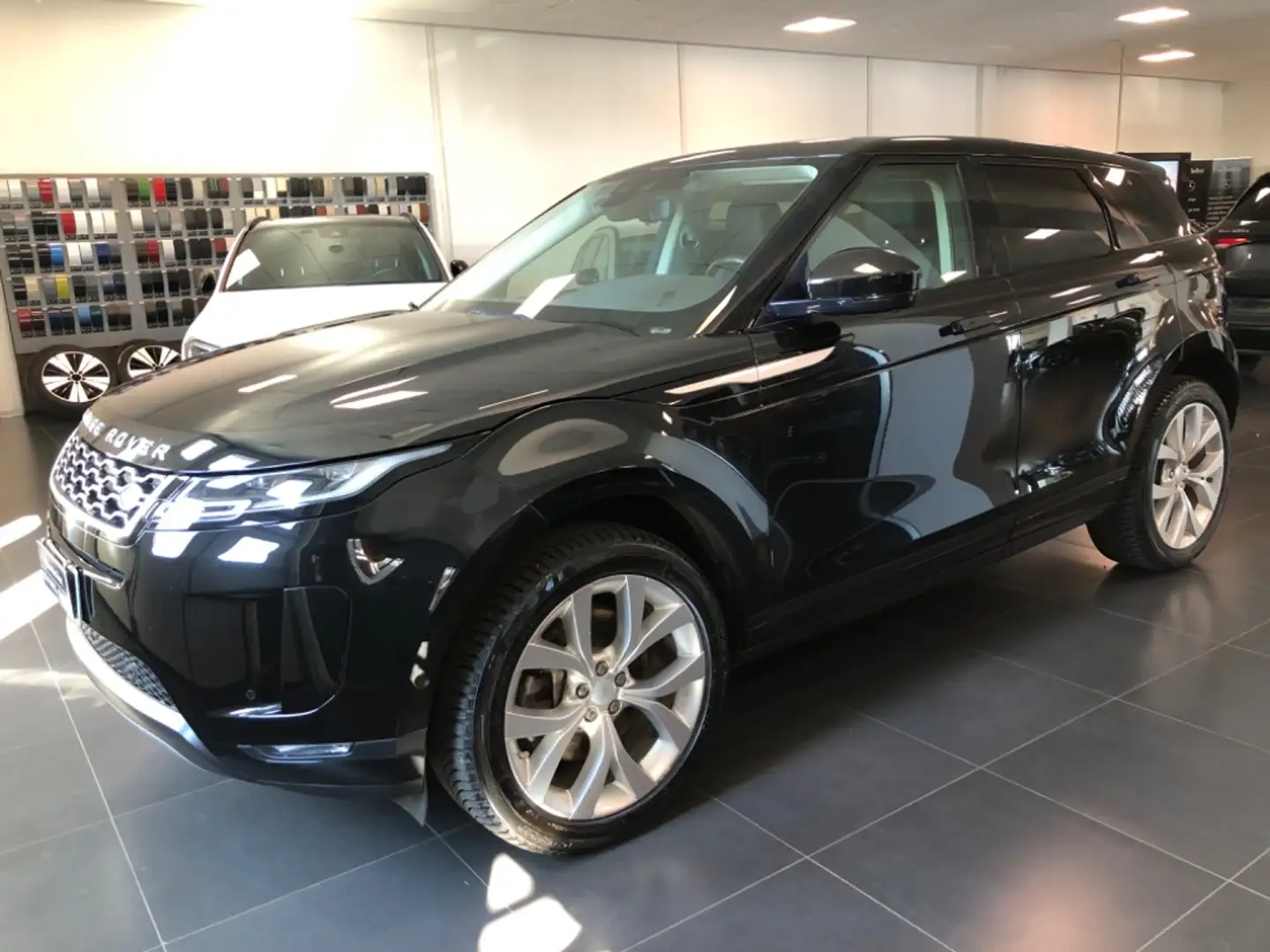 Land Rover Range Rover Evoque 2.0 D I4 MHEV SE - 1