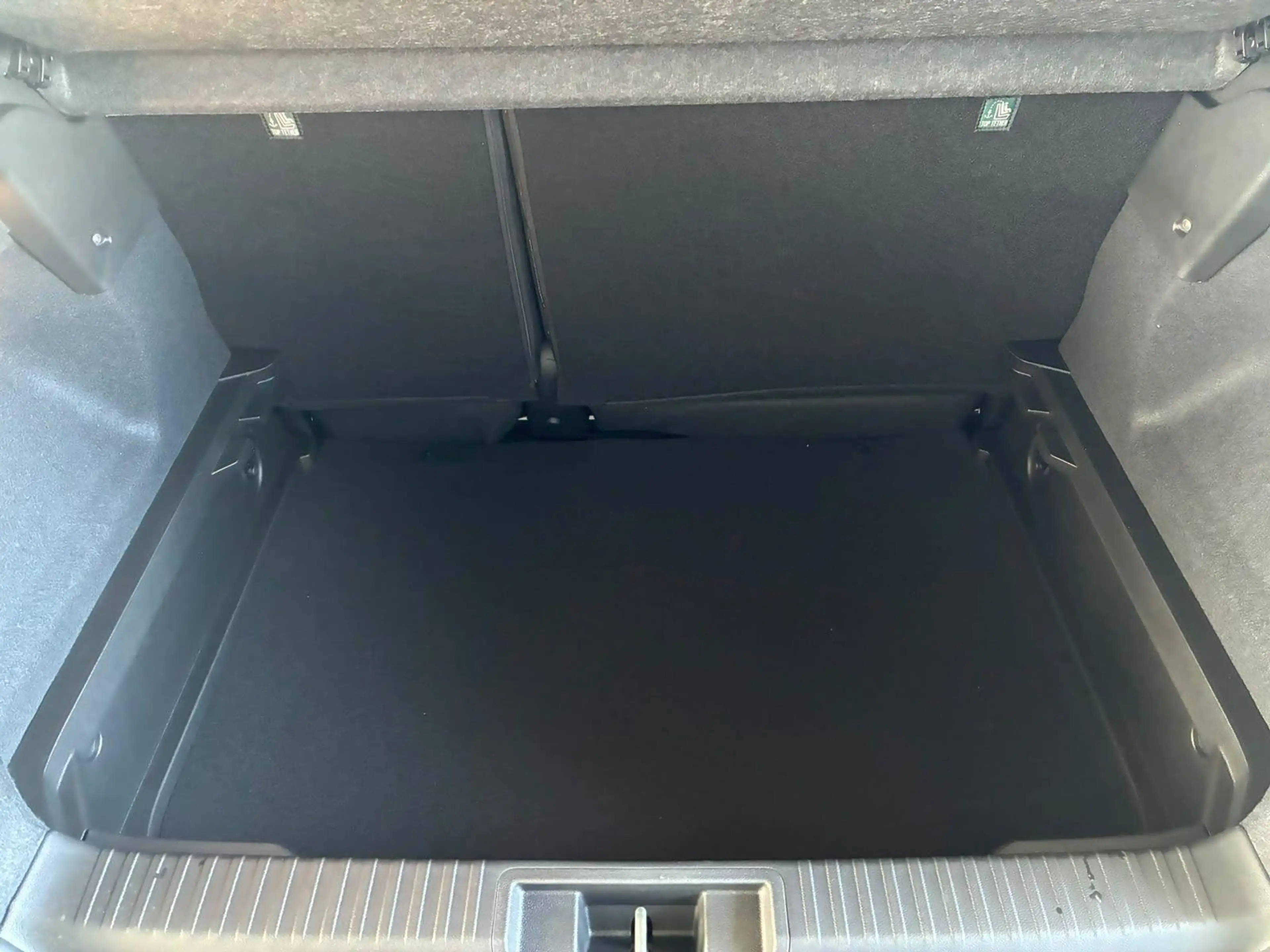 Renault Captur Techno TCe 90 1.0 Turbo 6-MT / Tempomat Kamera ... — photo 8