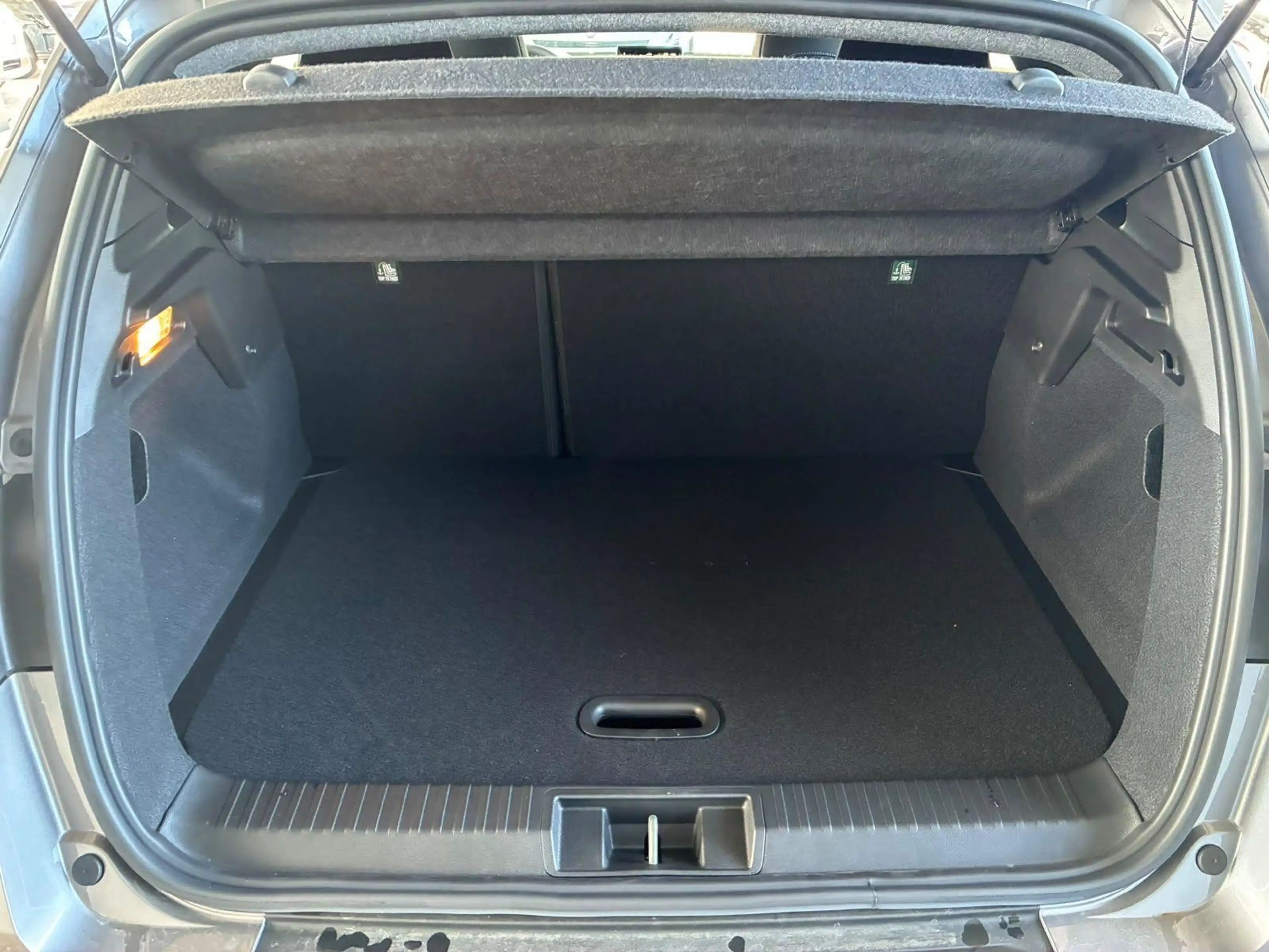 Renault Captur Techno TCe 90 1.0 Turbo 6-MT / Tempomat Kamera ... — photo 9