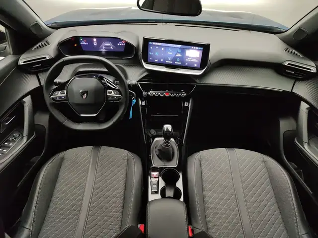Peugeot 2008 view 9