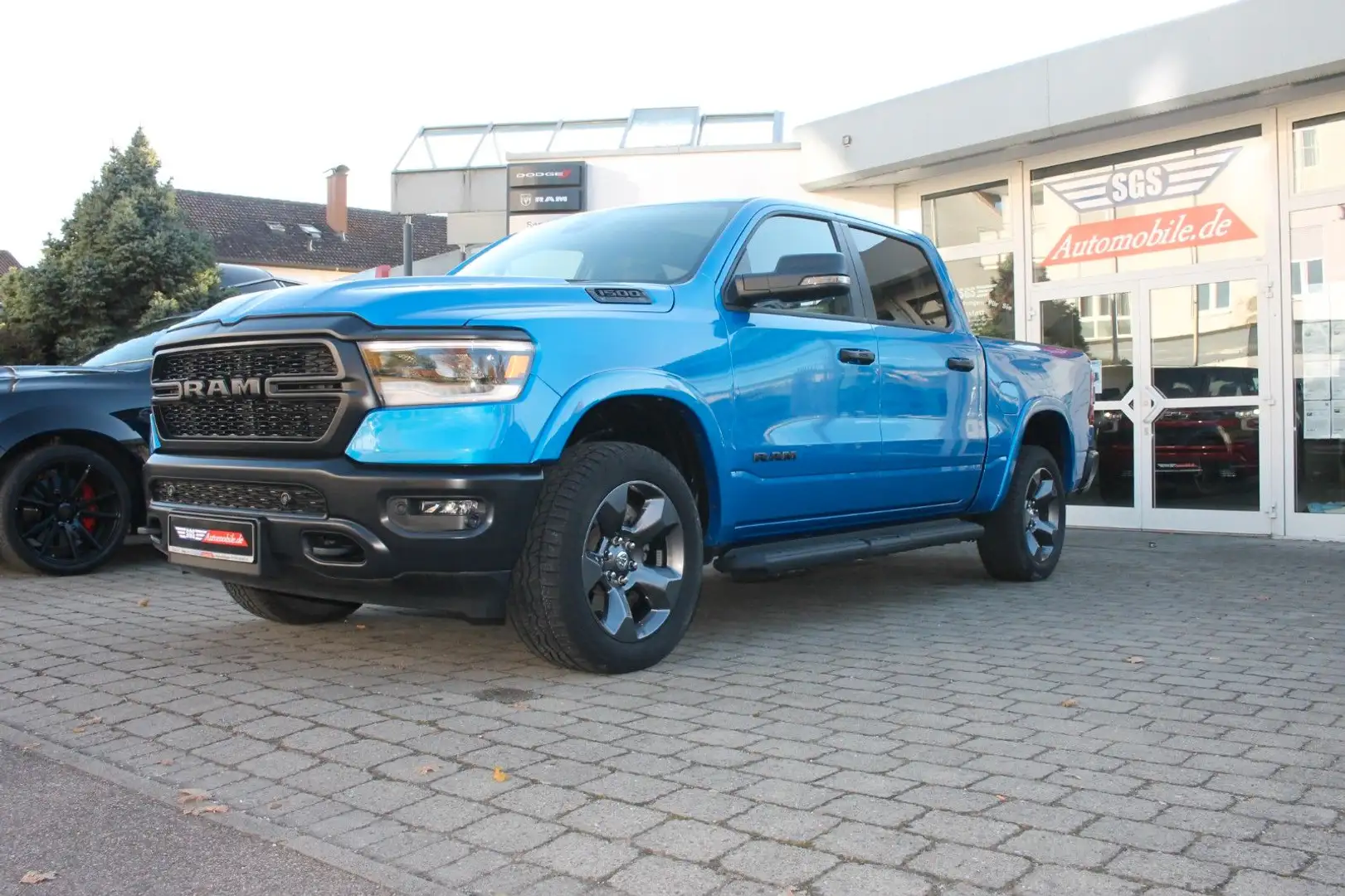 Dodge RAM 1500 V8 Built to Serve Prins LPG Blau - 1