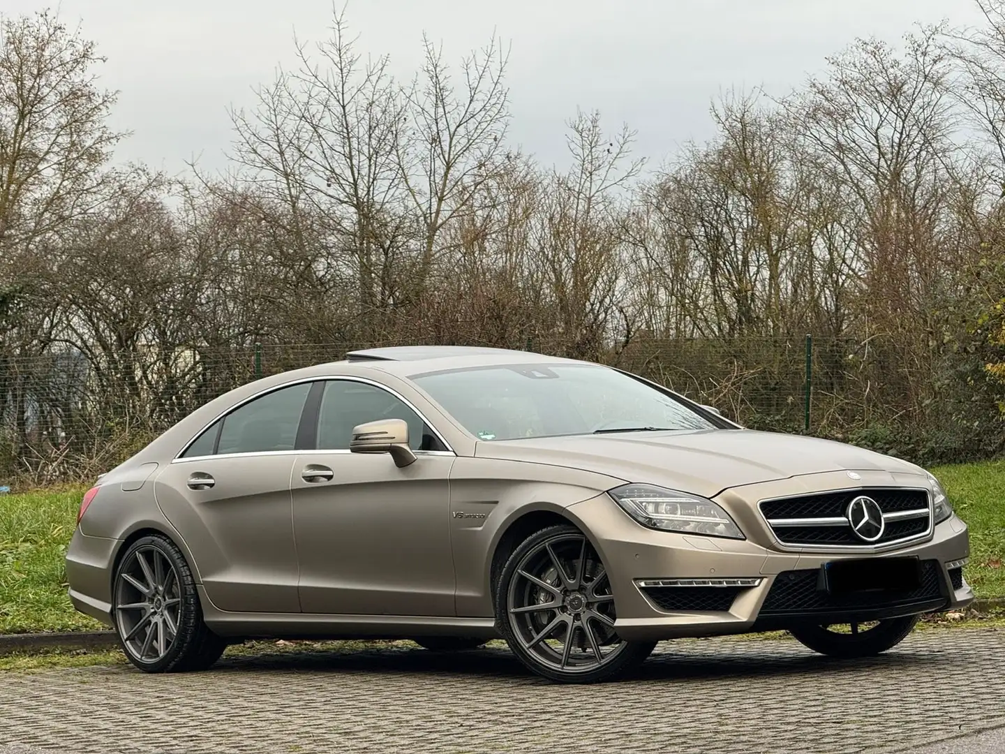 Mercedes-Benz CLS 63 AMG CLS Coupe SPEEDSHIFT MCT Edition guter Zustand Beige - 2